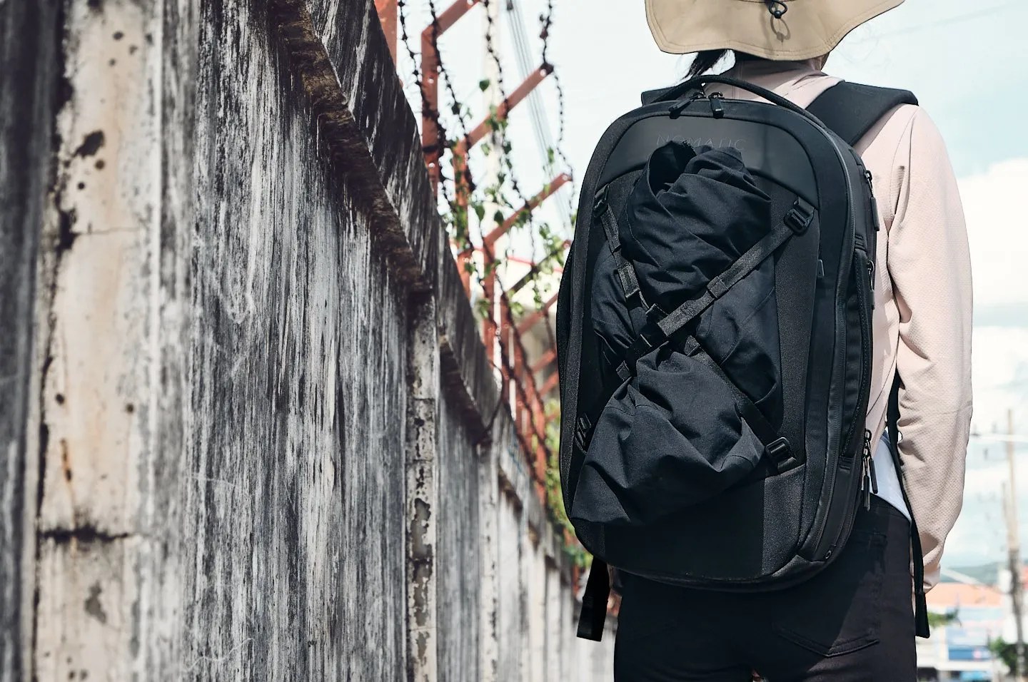 Nomatic Navigator Pack 15L Review (Best EDC Bag?) North of Known