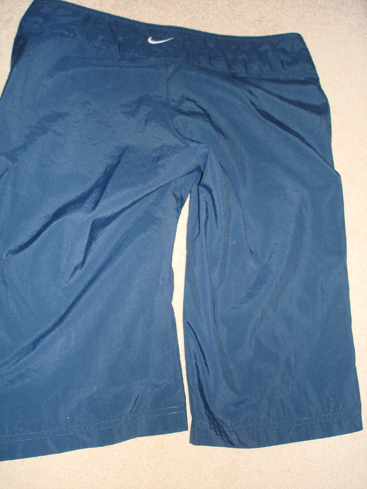 Nike Womens Ladies Girls Bermuda Shorts Knee Length Navy Low Cut Size S Small eBay