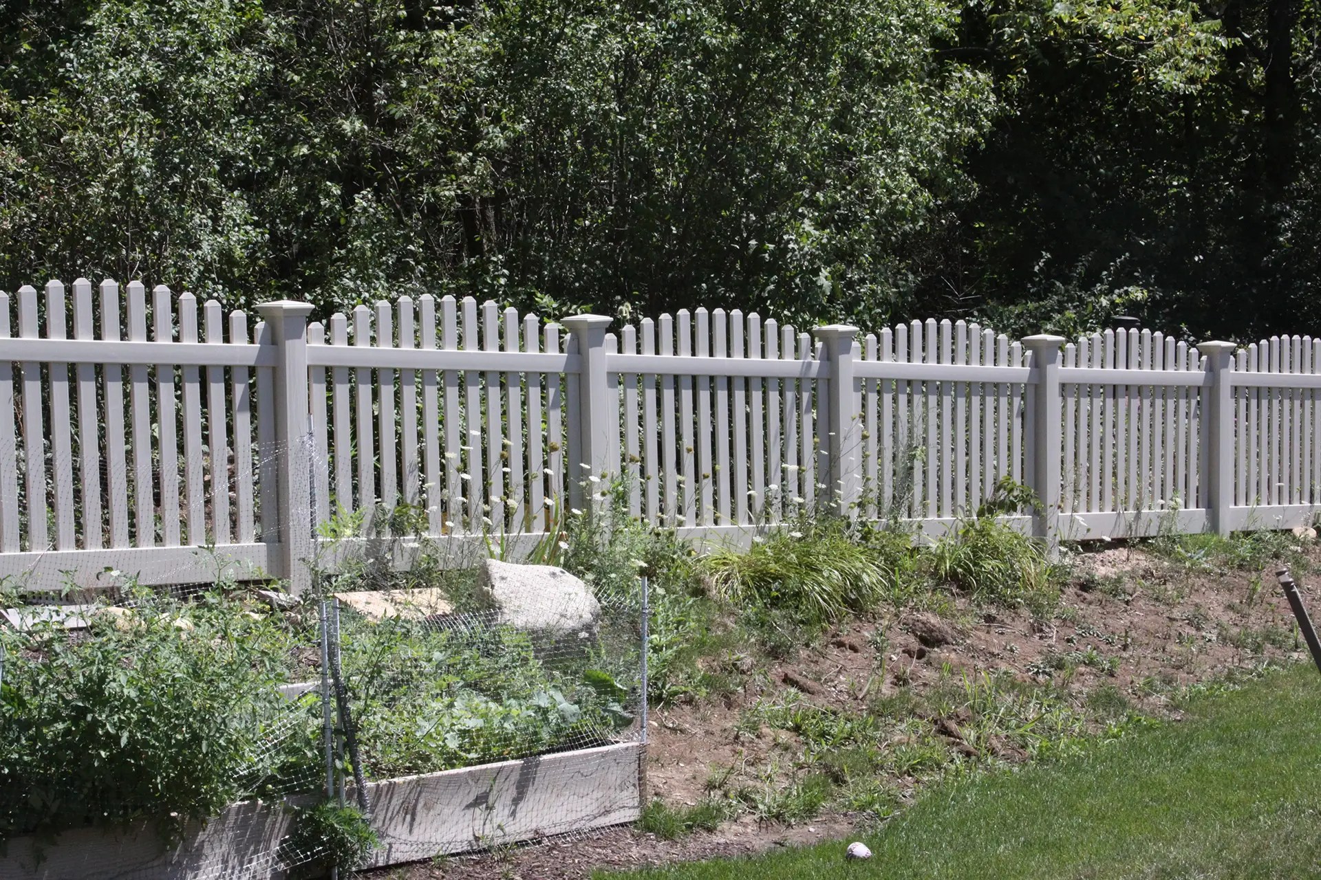 How To Fix Gap Under Fence Northwest Cedar Fence Company