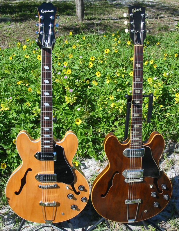 Guitar Deathmatch: ES-330 vs ES-335 | Harmony Central