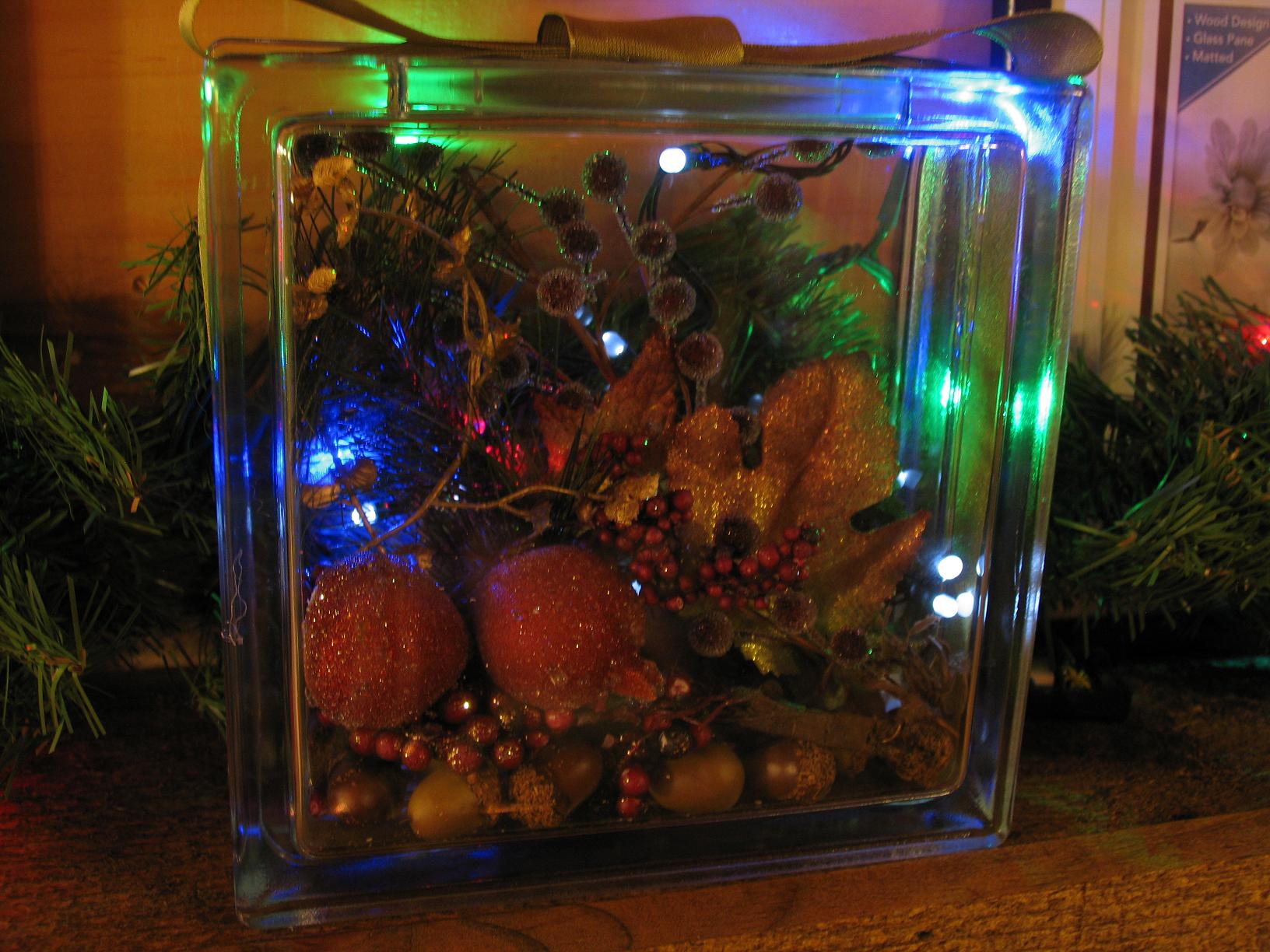 17 Top Images Glass Block Decoration Ideas / Glass Block Christmas