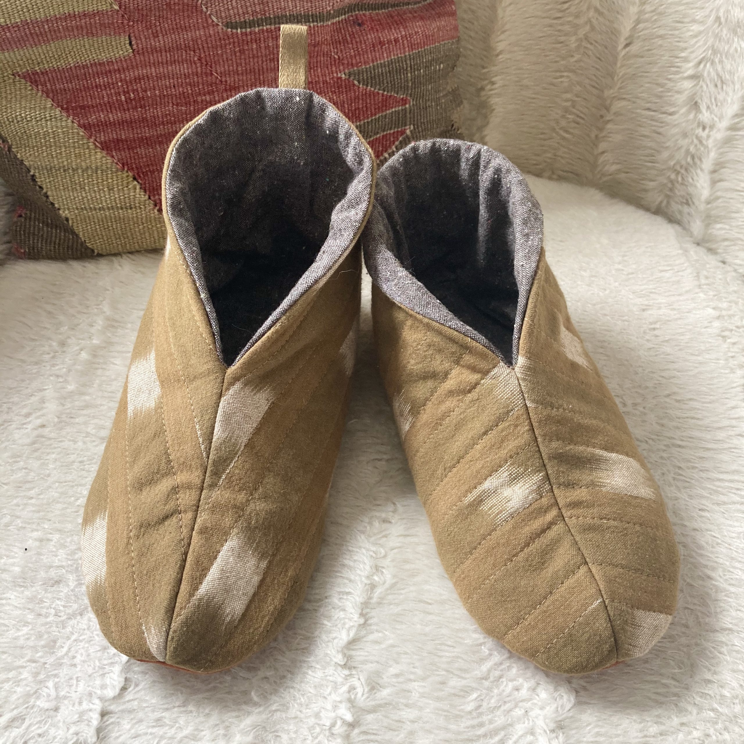 Quilted Slippers Sew DIY NOT A PRIMARY COLOR