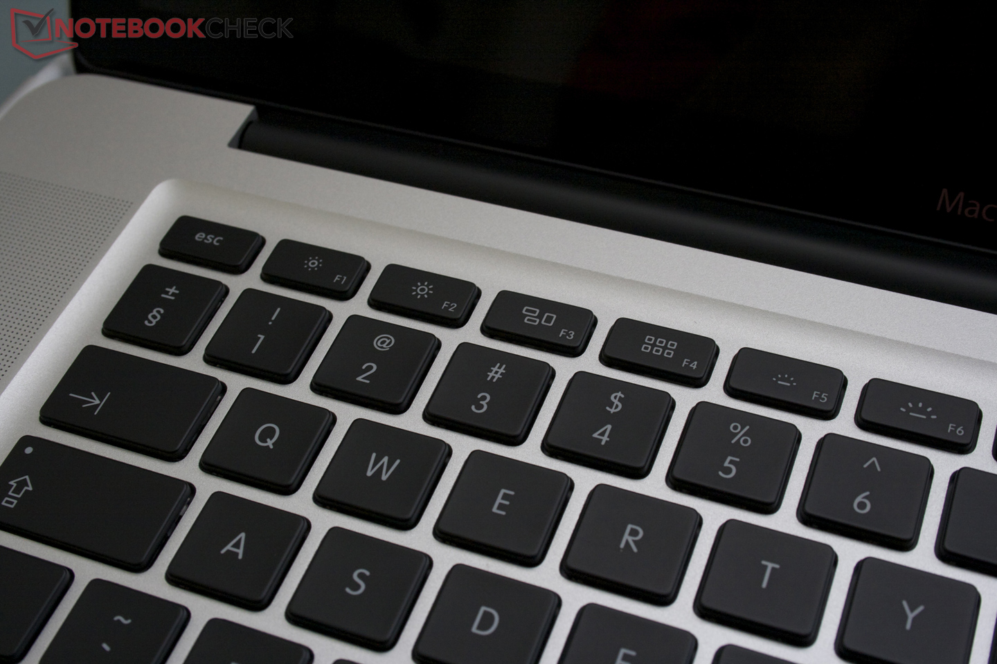 Critique du Apple MacBook Pro 15 Fin 2011 (2.4 GHz, 6770M, brillant