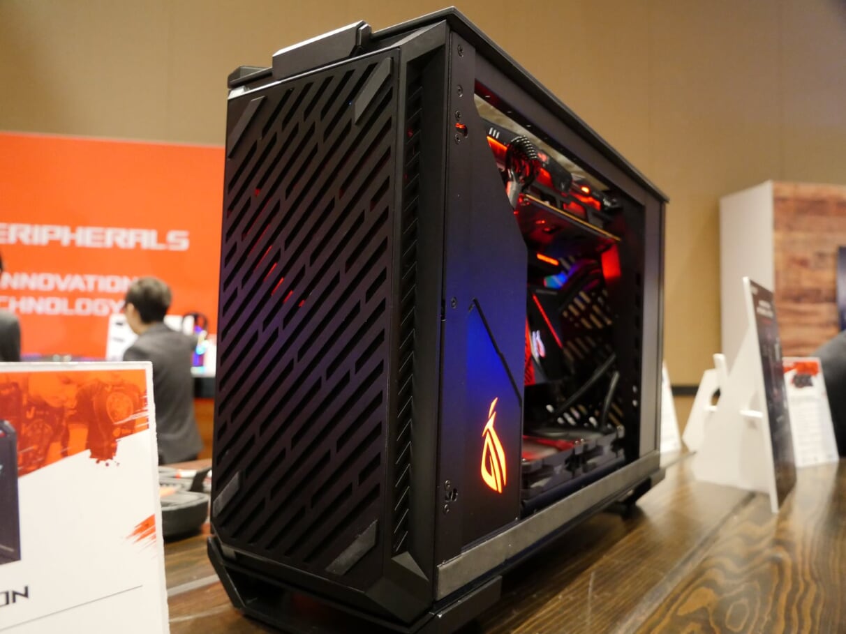 Asus ROG Z11 Gaming Case kommt mit Glas und Winkel
