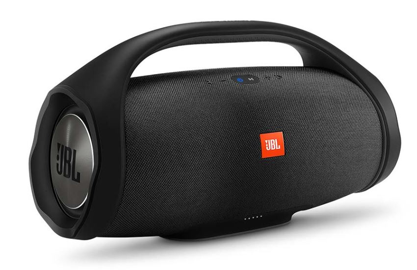 JBL Boombox BluetoothLautsprecher mit vier aktiven Lautsprechern und