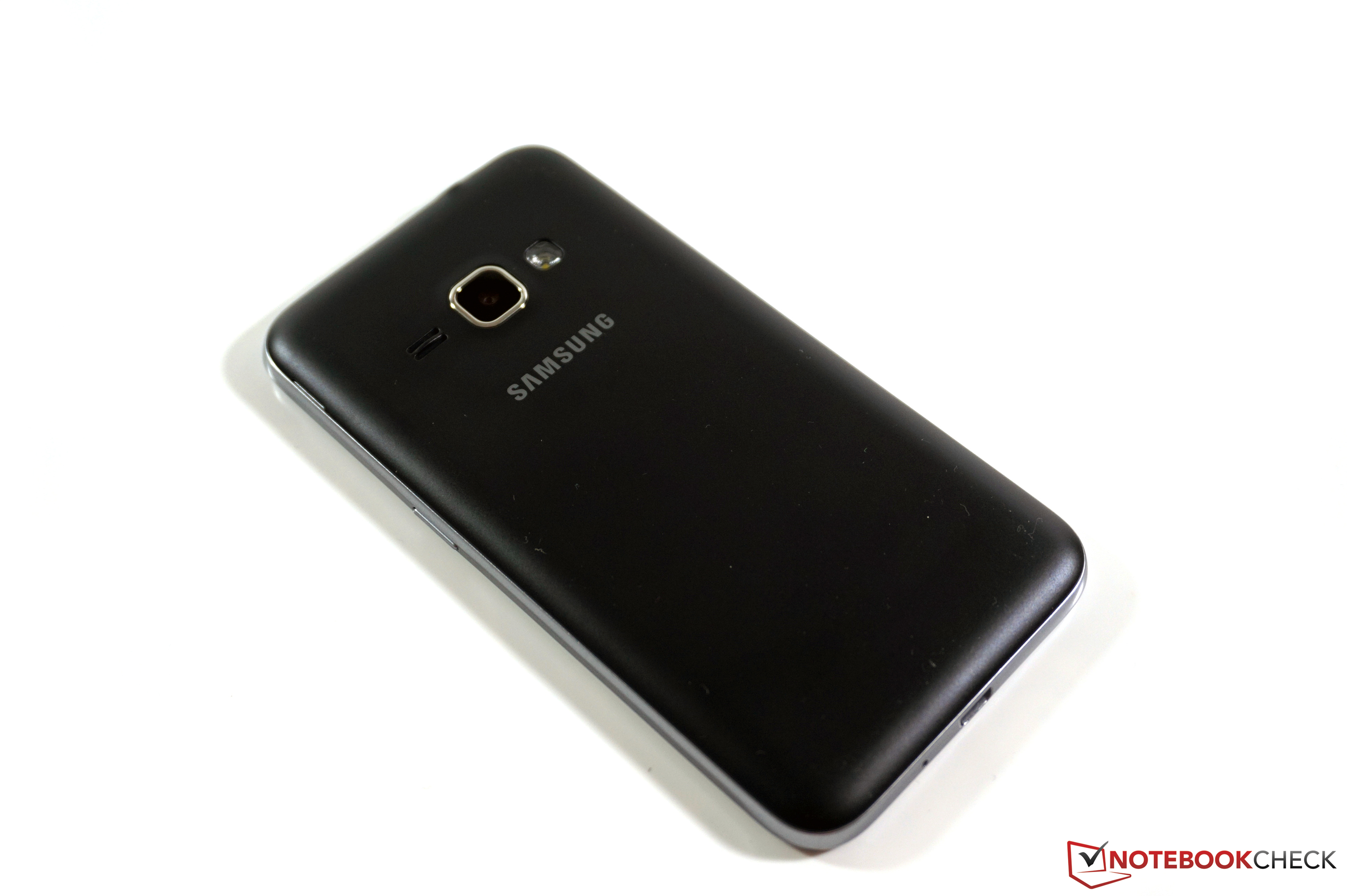 Test Samsung Galaxy J1 (2016) Smartphone Tests