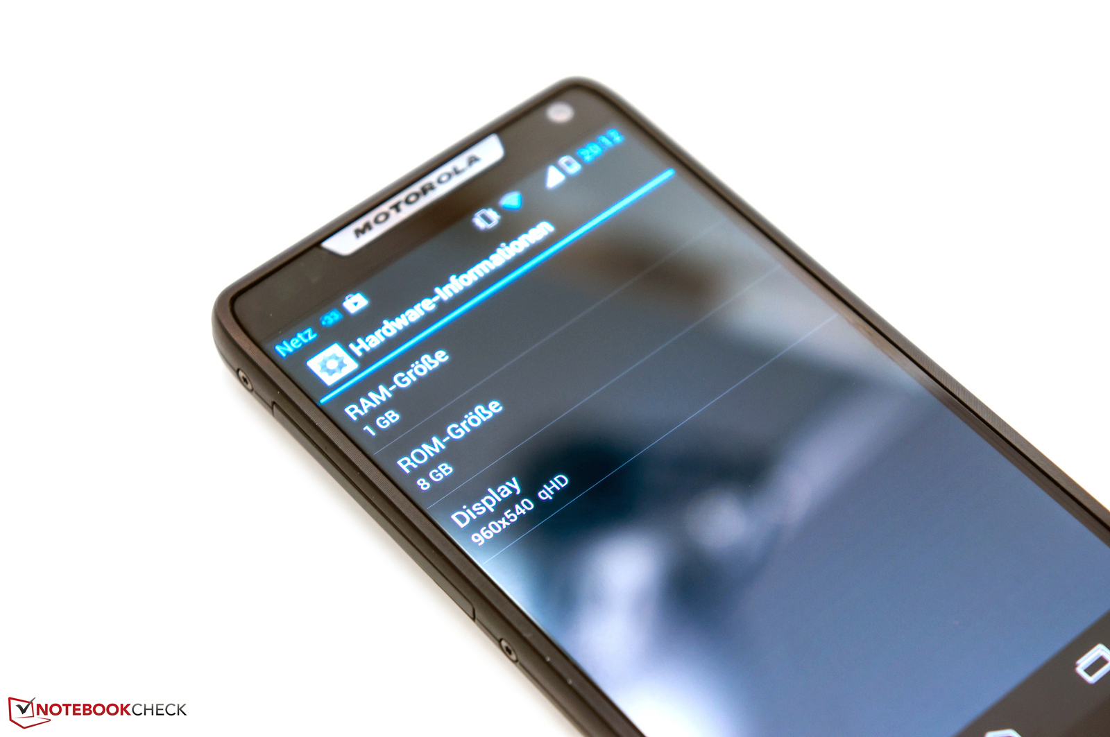 Test Motorola RAZR i Smartphone Tests