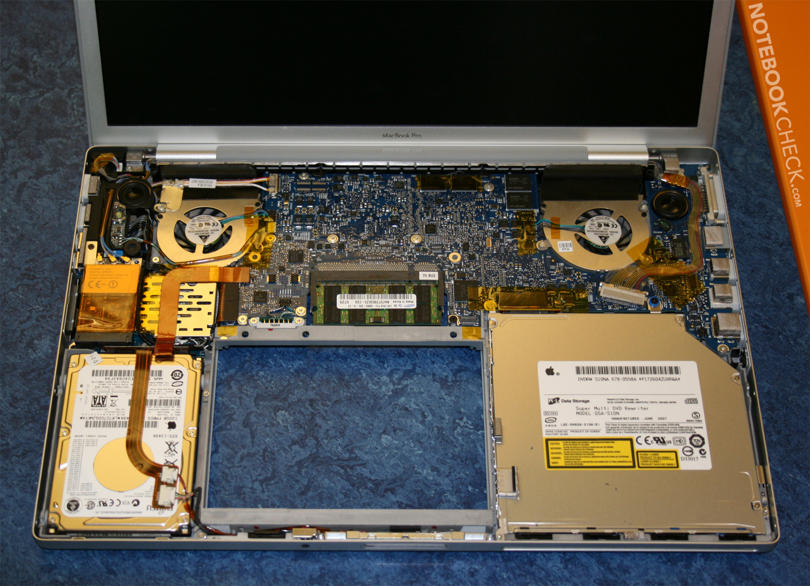 DauerTest Apple MacBook Pro 2.2 GHz Notebook mit Mac OS X