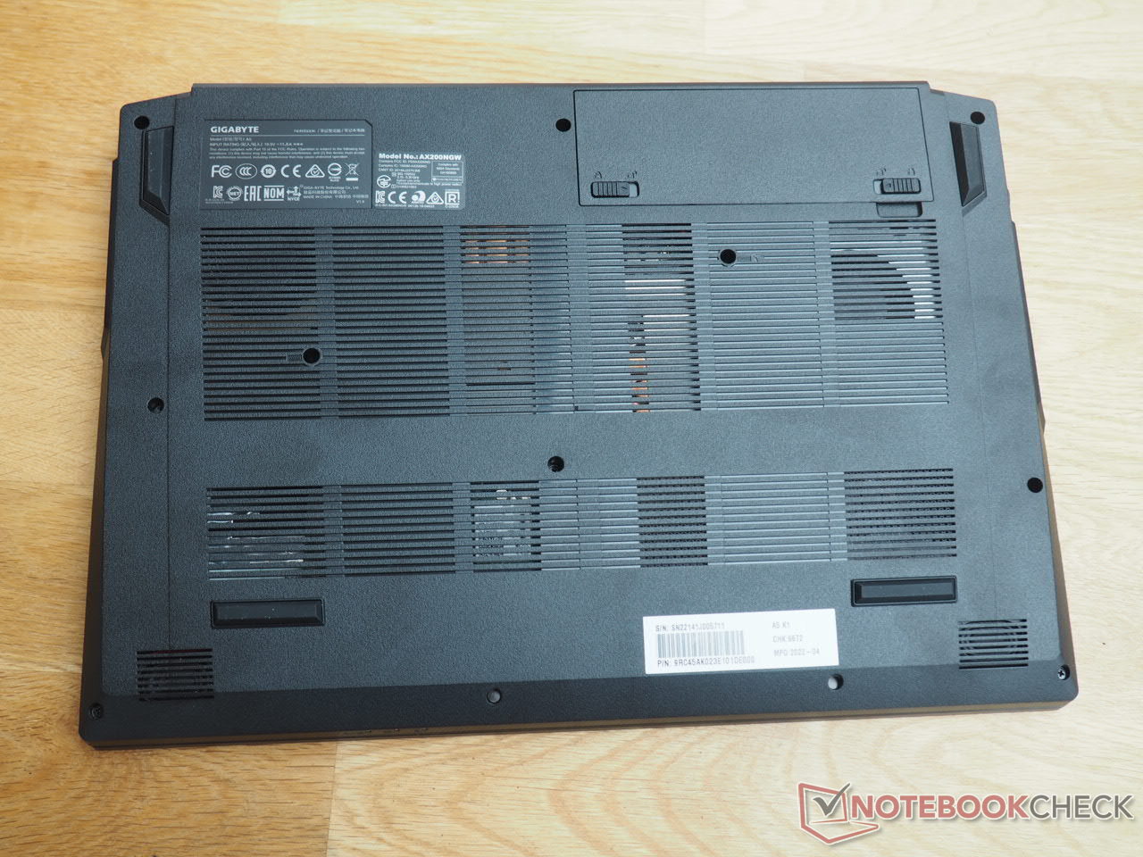 Gigabyte A5 K1 review Oldschool gaming notebook