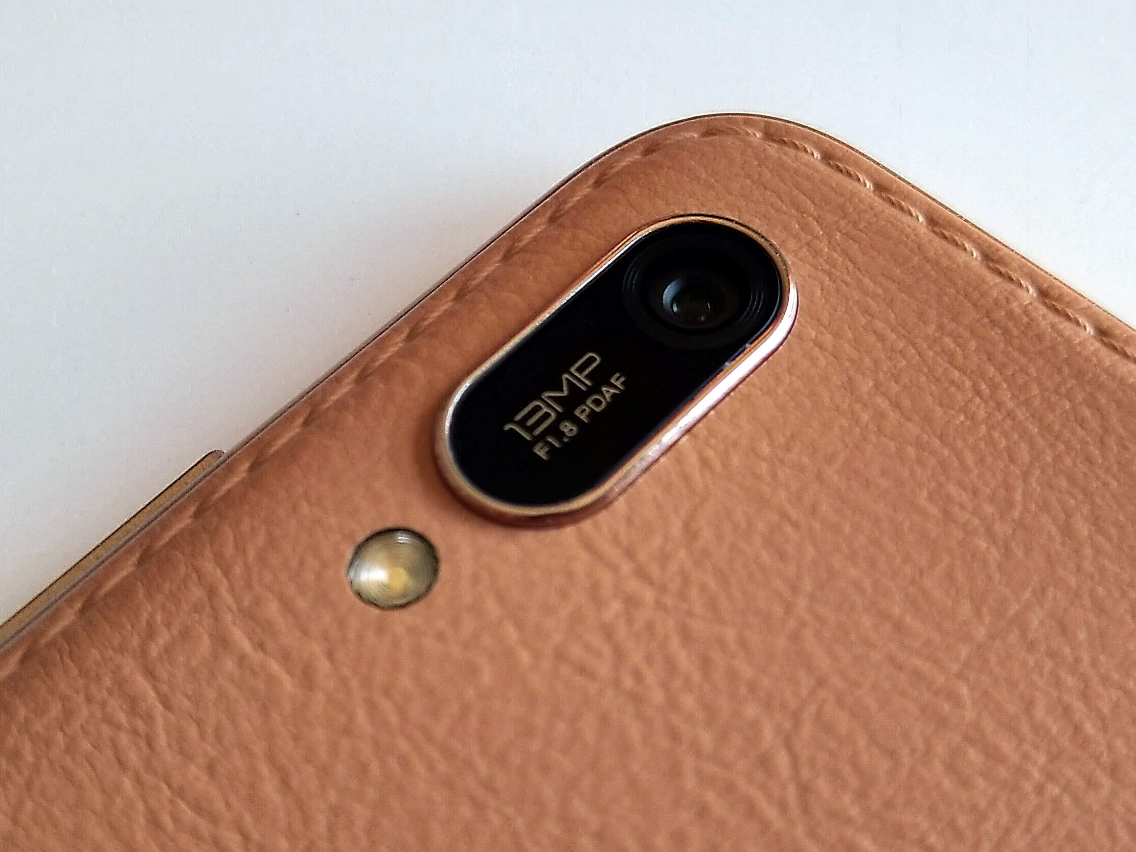 Huawei Y6 (2019) Smartphone Review - NotebookCheck.net Reviews