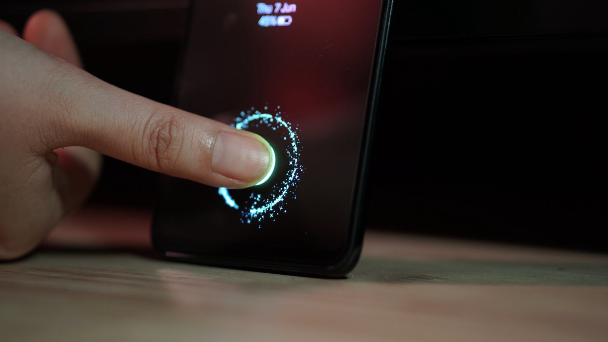 More midrange phones could upgrade to underdisplay fingerprint