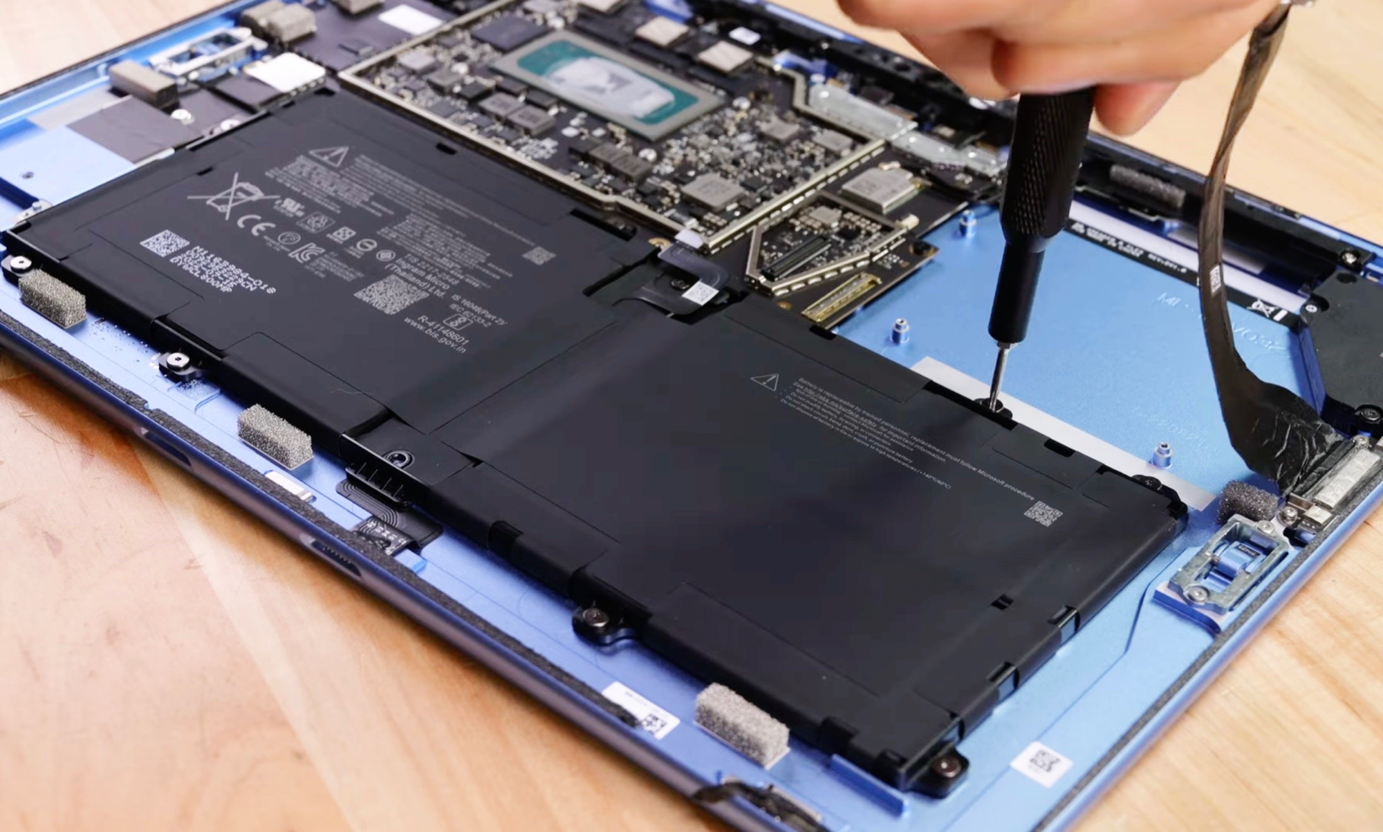 Microsoft Surface Pro 9 Latest Model Marks Major Repairability Improvements For 2in1 Series