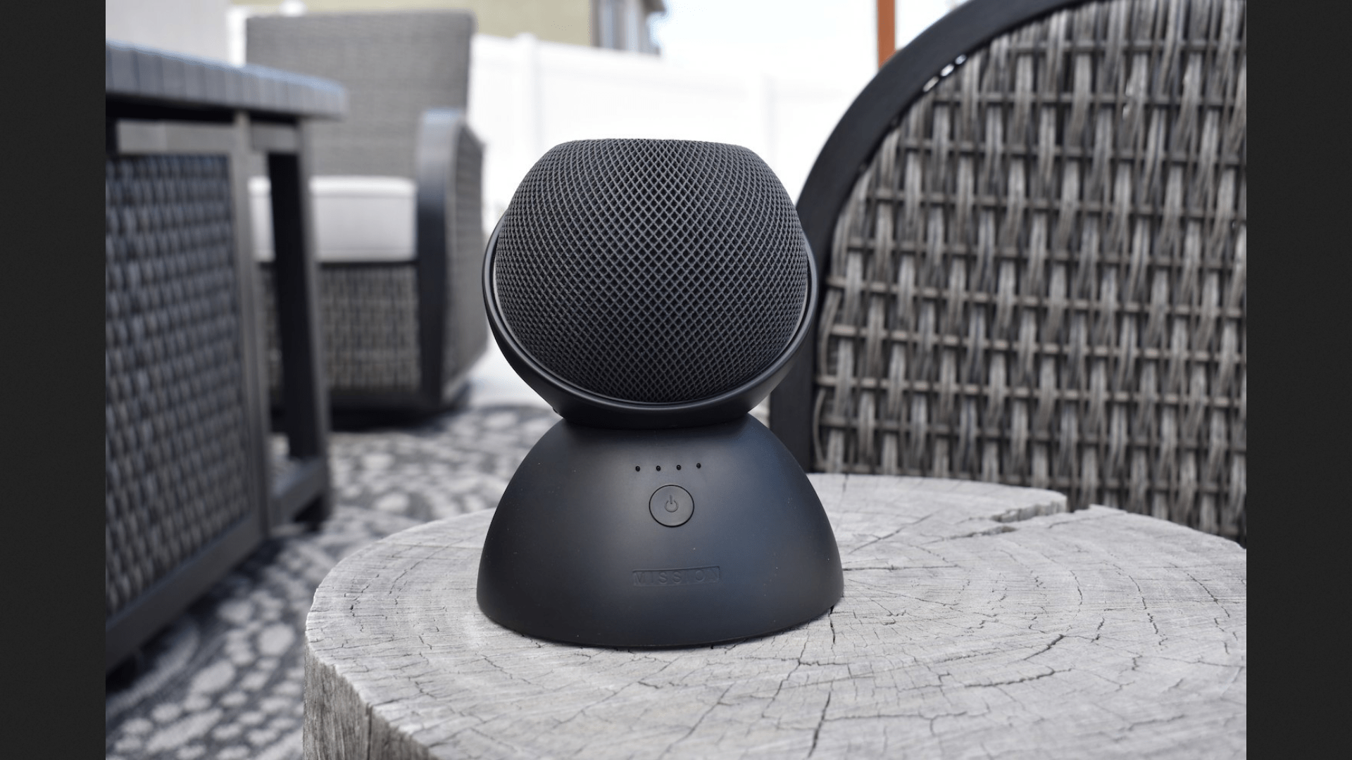 A new accessory to make the HomePod Mini wireless debuts via