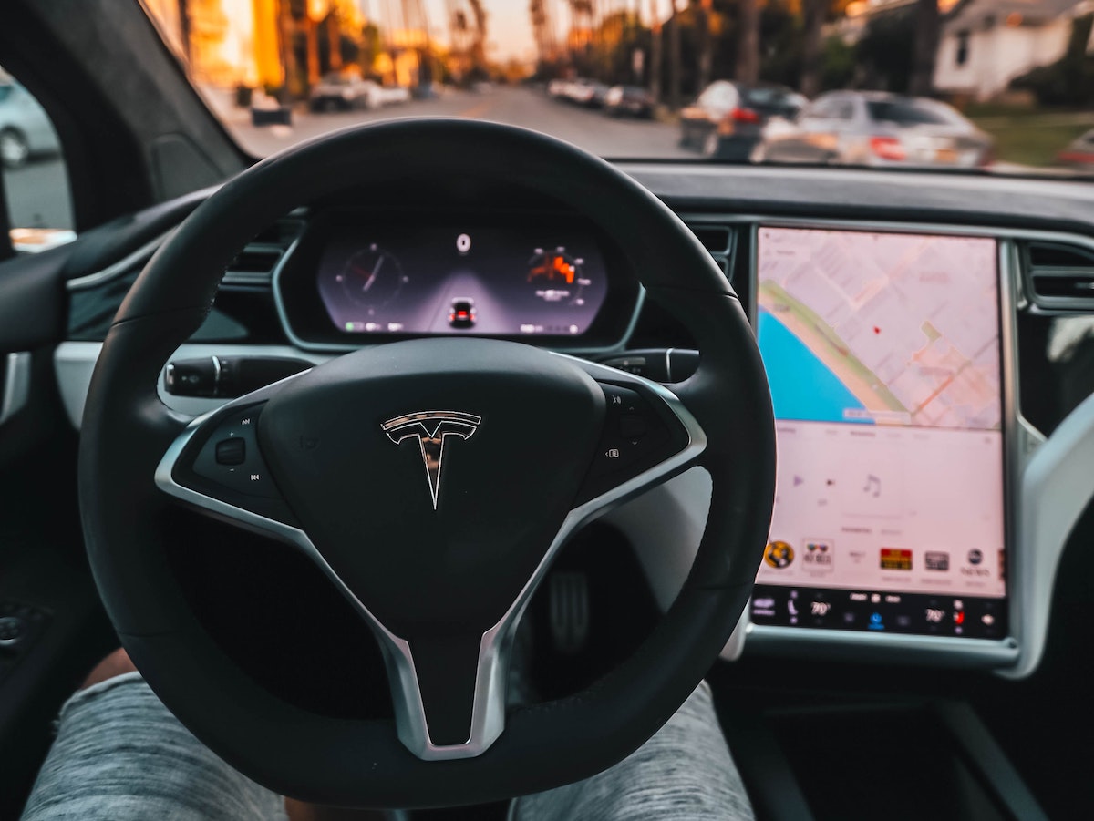 Tesla's Autopilot update 2022.4 improves regenerative braking for