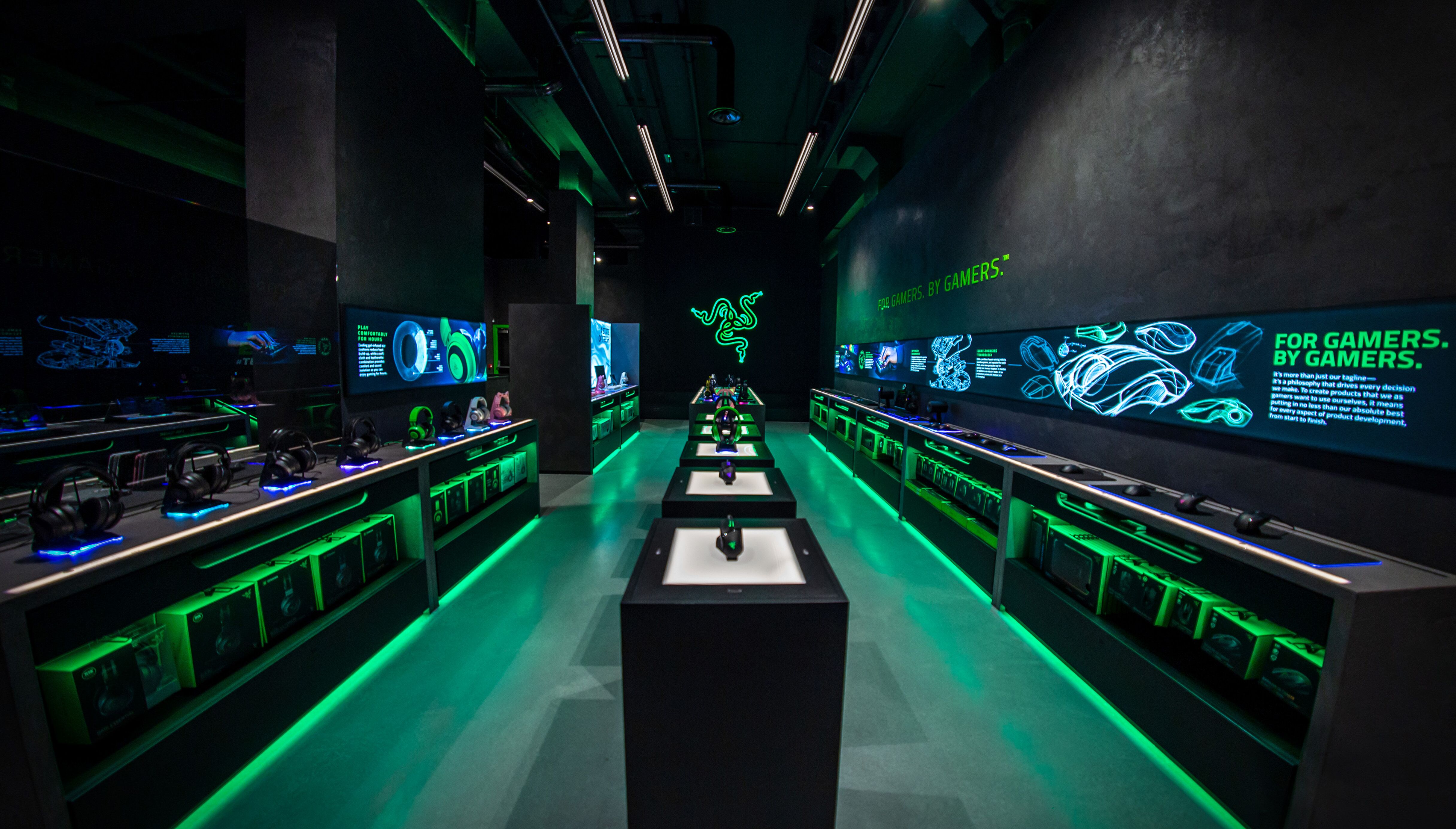 Razer opens its first brick and mortar store in Europe NotebookCheck