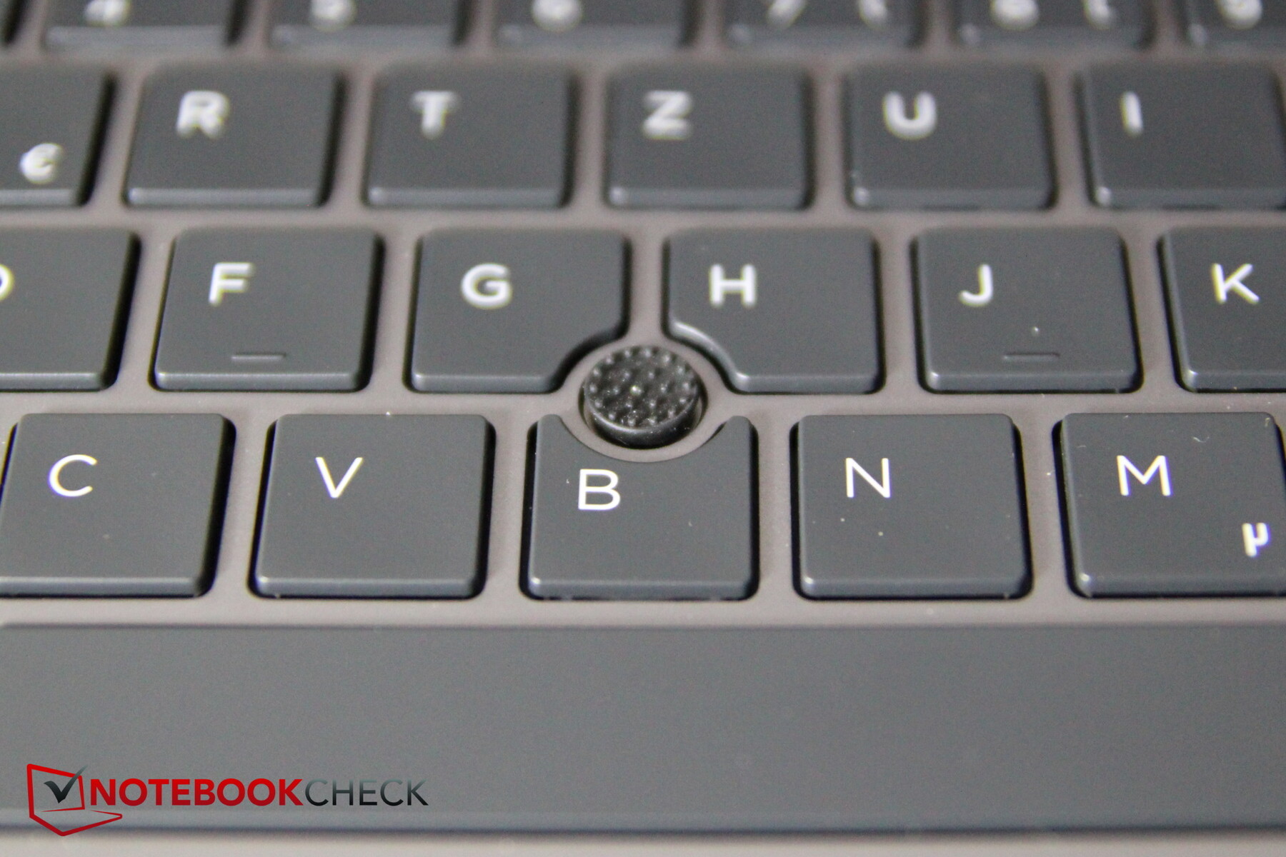 HP ZBook Firefly 14 G7 in review Mobile workstation with pointless