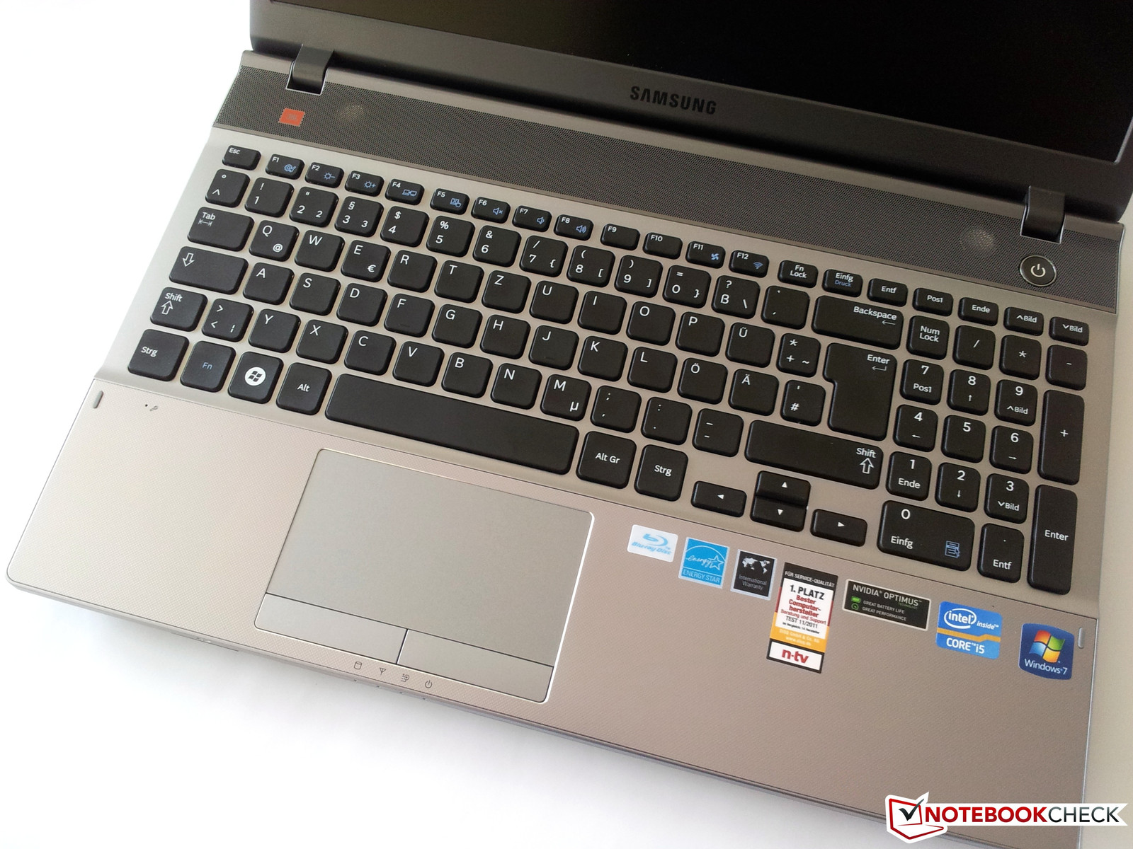 Review Samsung Series 5 550P5CT02 Notebook Reviews