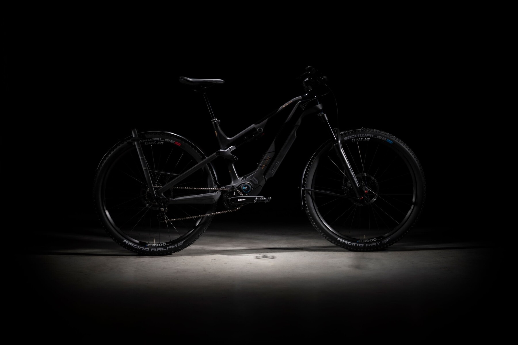 Rotwild R.X1000 y R.C1000: E-MTB y e-crossover con enorme batería y