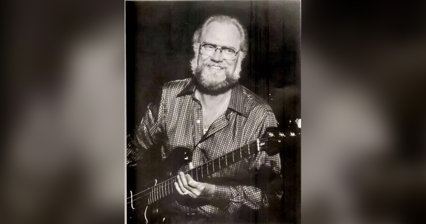 In Memoriam Bob Moore No Treble