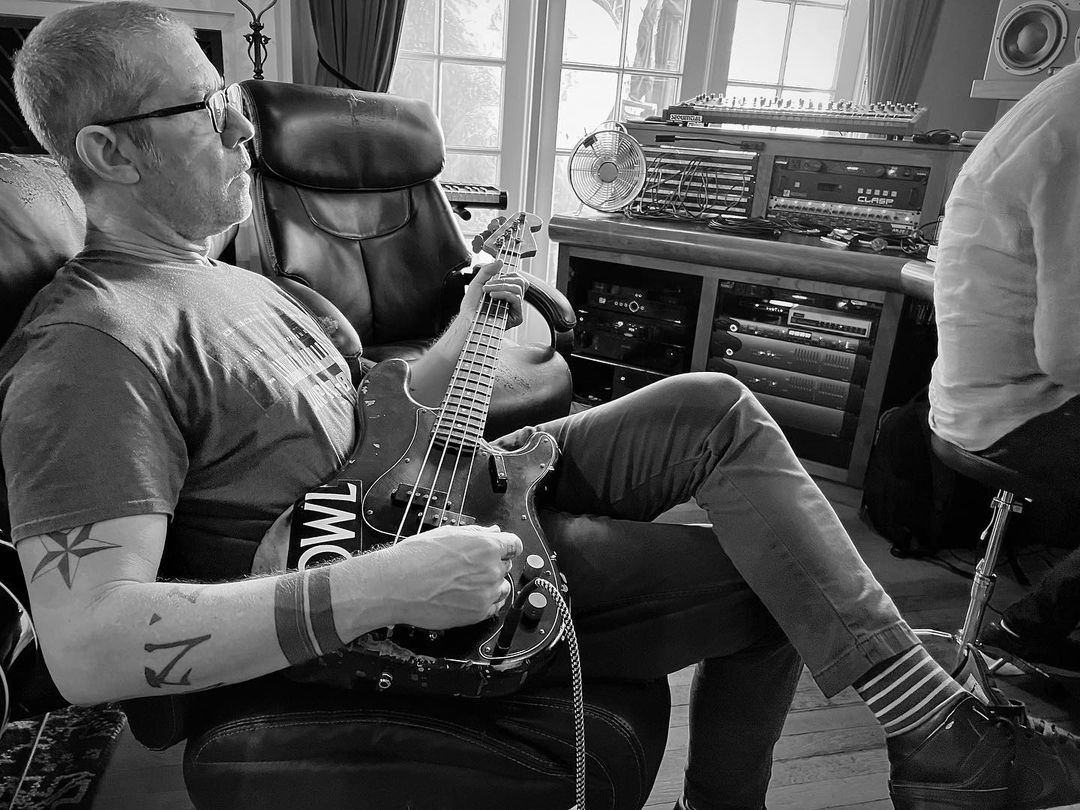 Eric Avery Appears to Rejoin Jane’s Addiction No Treble