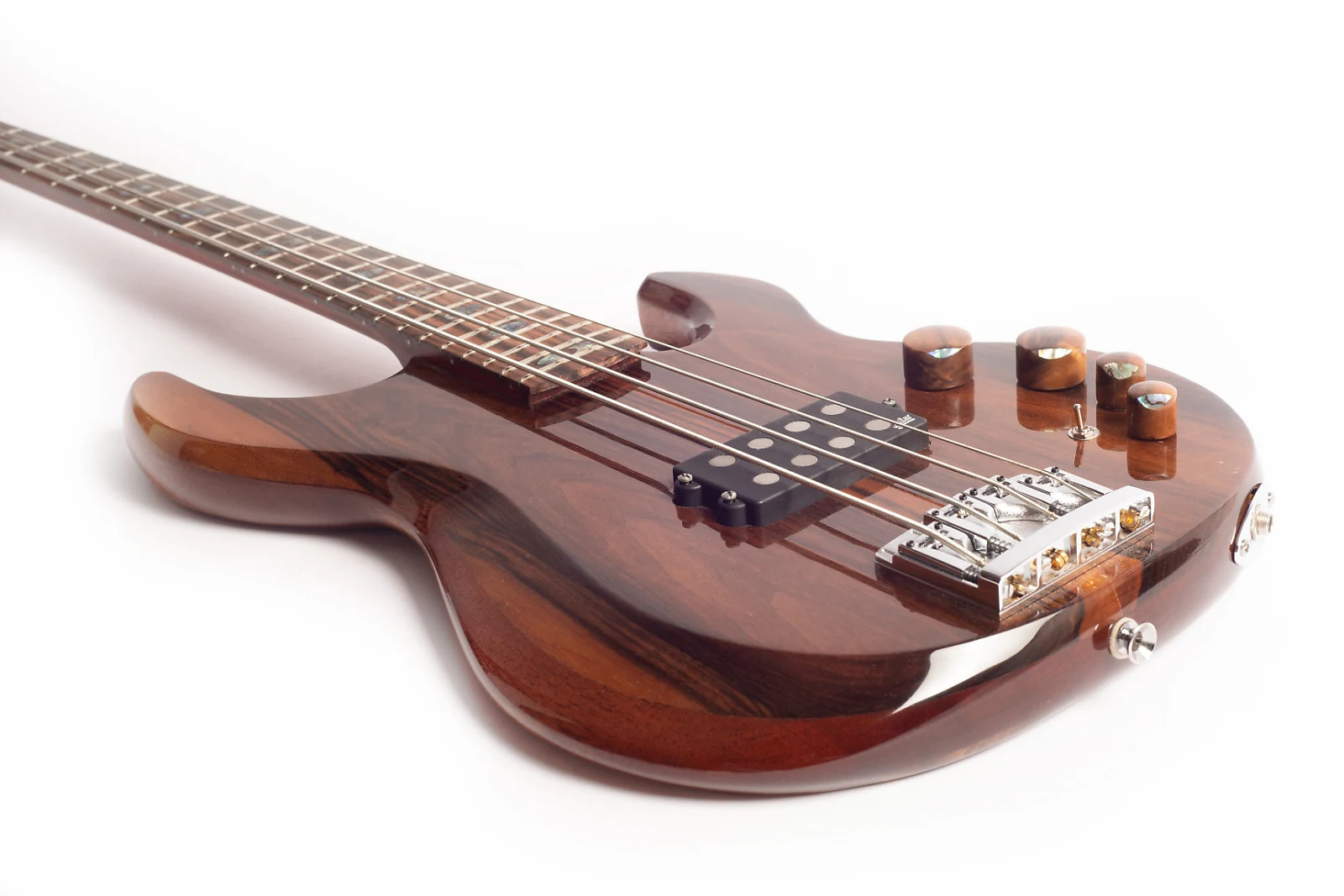 News Bass of the Week Sletch Guitars Boogie Bass