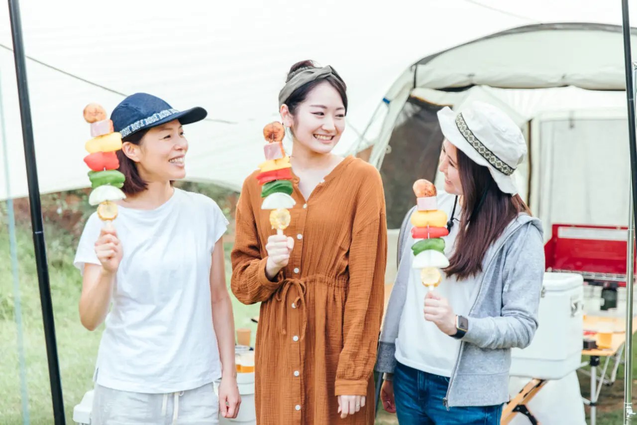 正しいのは、どっちでしょう？ 「（大勢の人をまとめるのが）難しい」を英語で言うと？ 英会話スクールが教える生きた