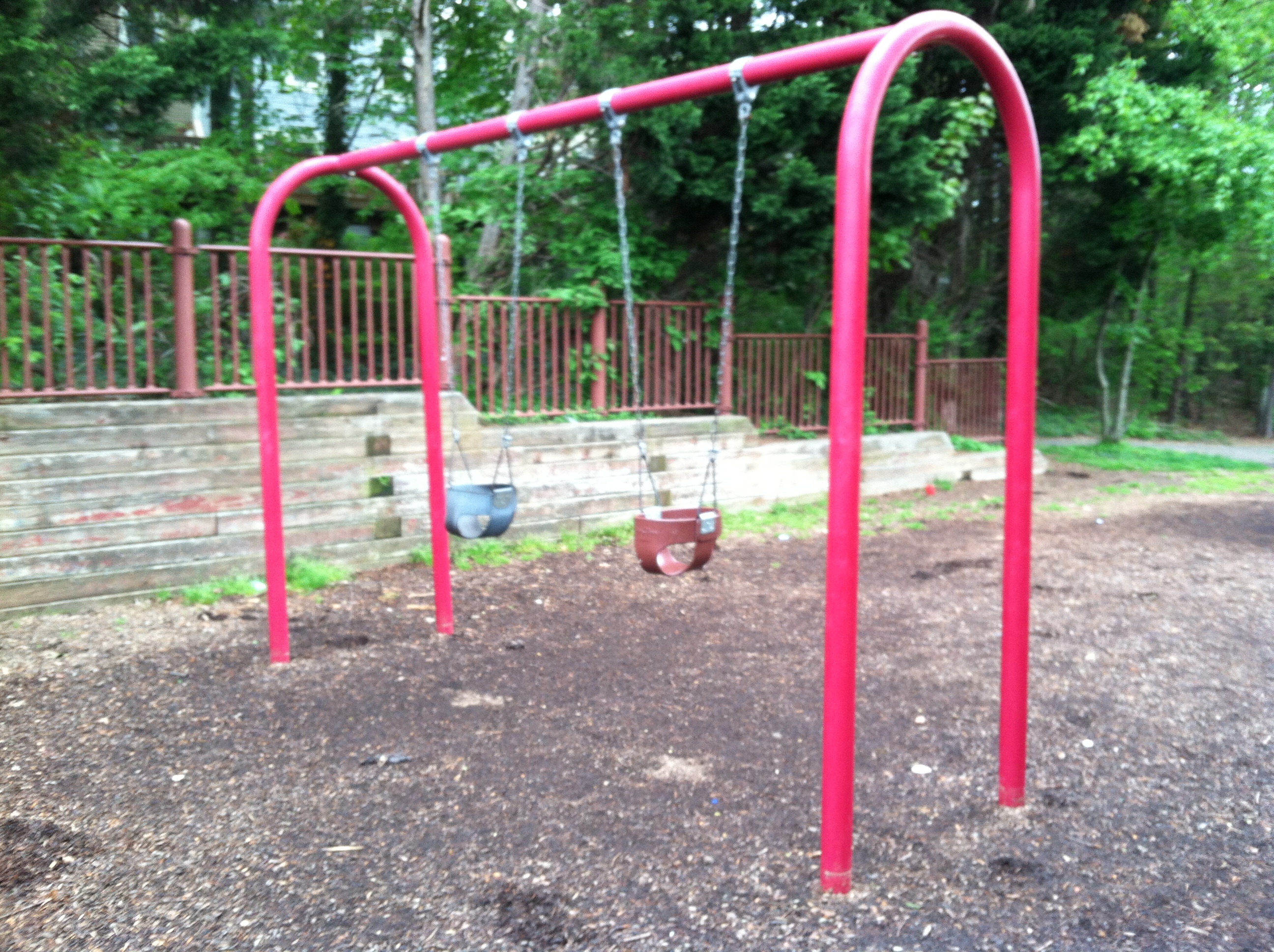 Baby swings at Reston North Park >> The Joy Troupe NOVA Family Guide
