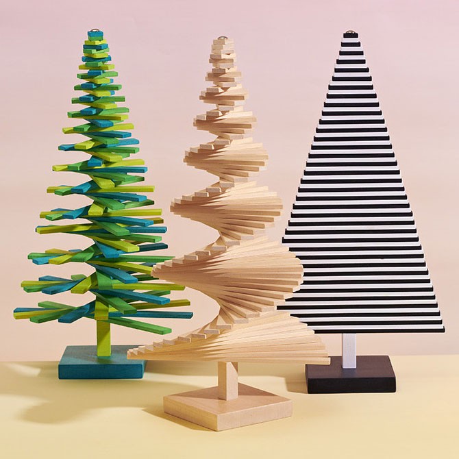 Modern Christmas Tabletop Green Christmas Tree in Gift Packaging