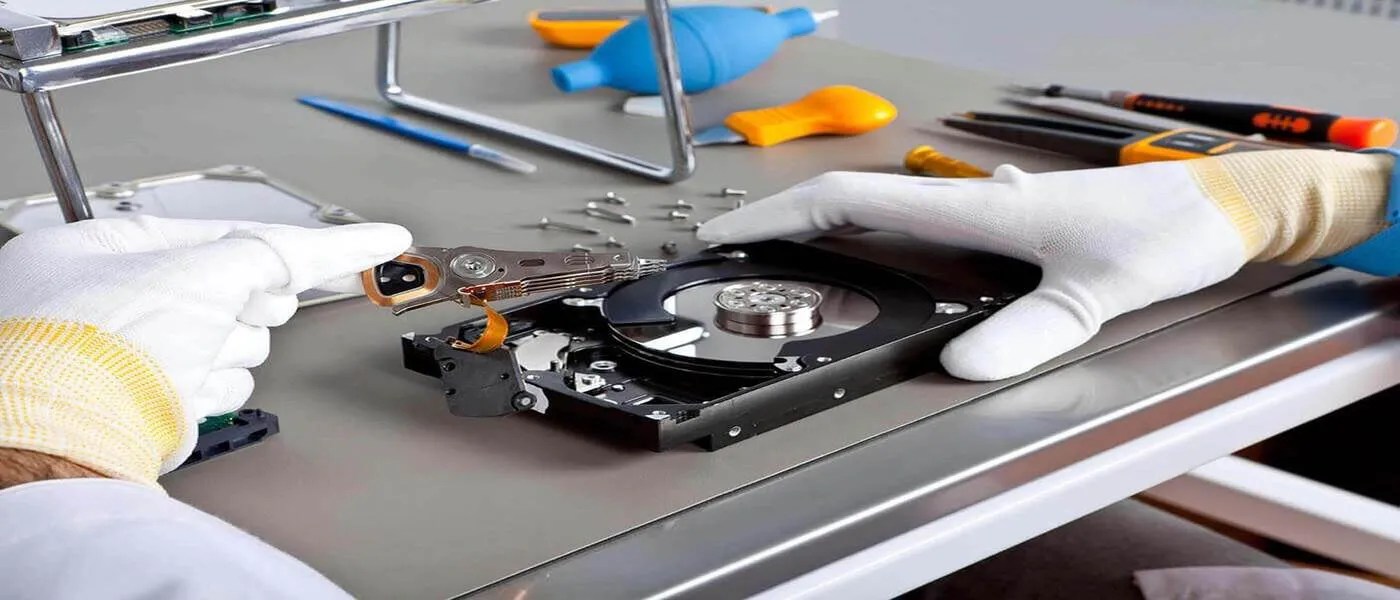 Now Data Recovery in Clean Room Lab Solution Now Data Recovery