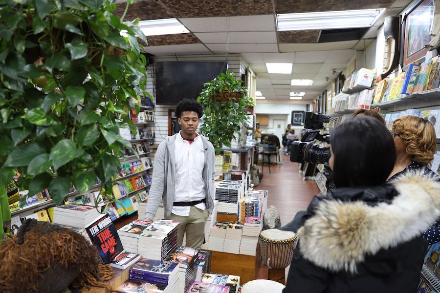 Superintendent León along with students from NBOE schools, Board Vice