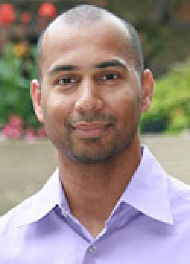 Two IndianAmericans summit Mount Everest during deadliest climbing