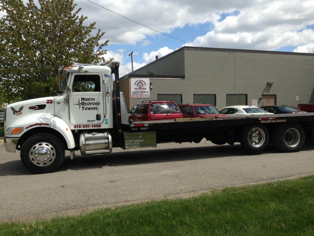 AUCTION North Redford Towing & Transport