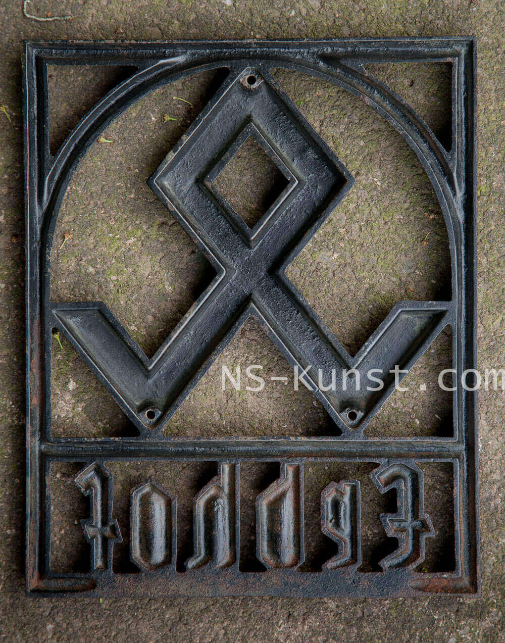 A Third Reich Reichsnährstand ‘Erbhof Erkennungszeichen’ Odal Rune
