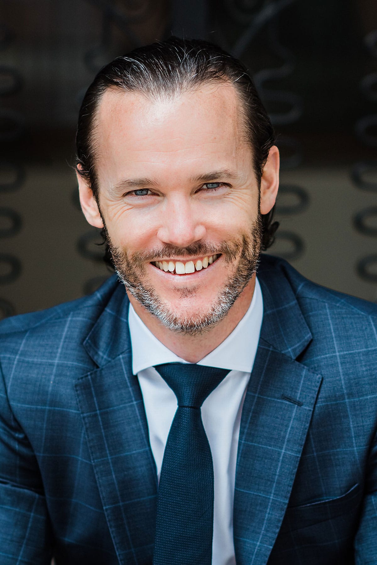 Business Innovation Speaker Peter Sheahan Behavior Change Expert