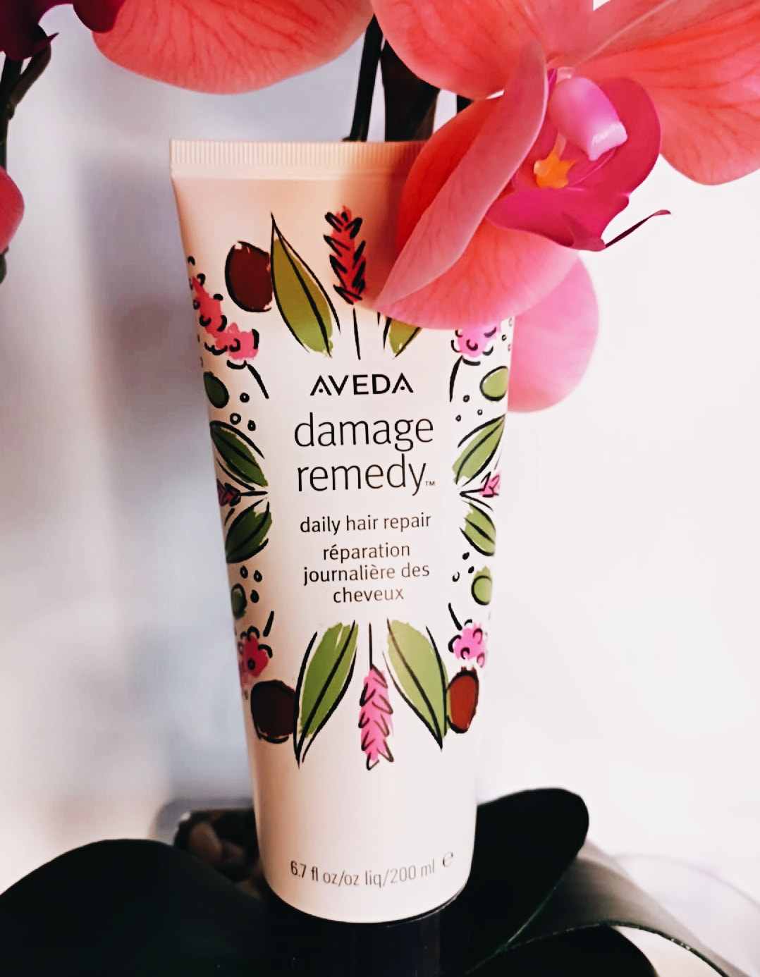 Limited-Edition Damage Remedy Daily Hair Repair