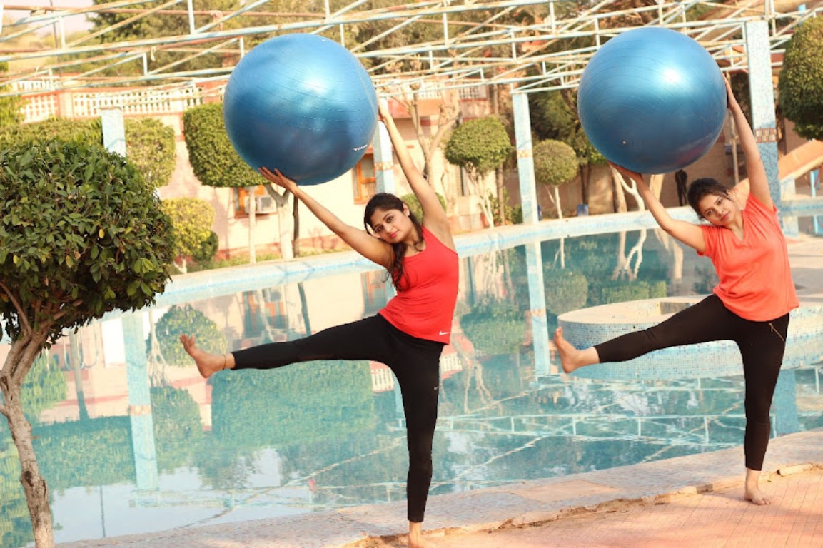 Balanced Living Best Yoga Classes in Jaipur at Nutripulse Nutripulse