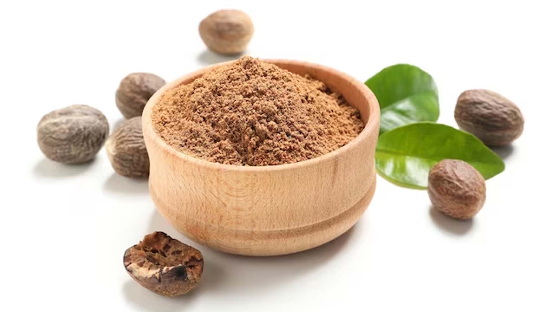 Nutmeg Nutrition, Health Benefits and Tips to Add in Diet