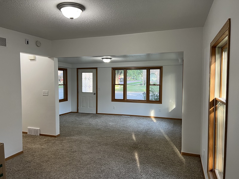 702_4th_avenue_sheldon Klaassen Realty & Auctions Real Estate and