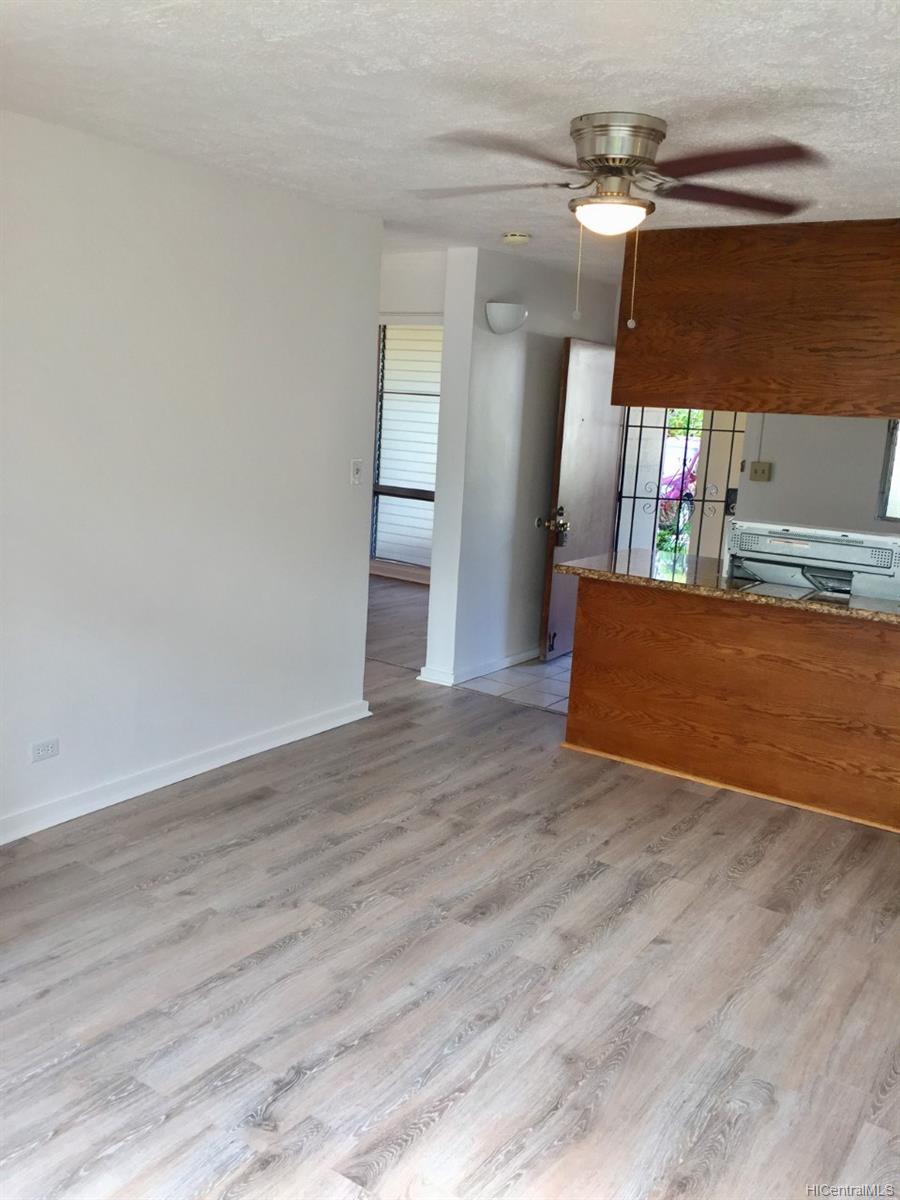 Manai Hale 45697 Kamehameha Highway Unit 112 Kaneohe HI 96744 sold on