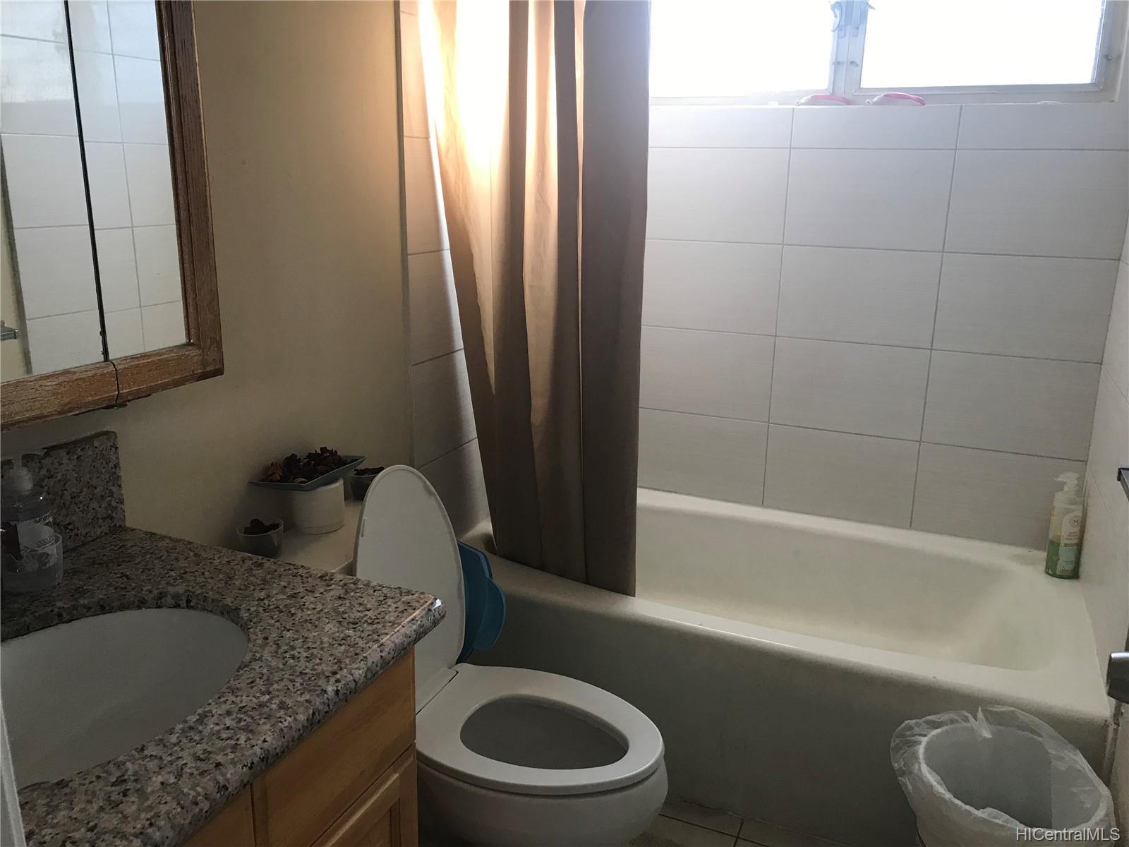 Olu Hale Kanoa 750 Kanoa Street Unit 204 Honolulu HI 96817 sold on 04