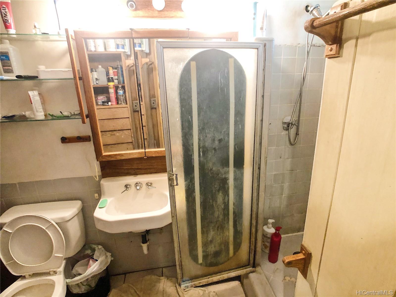 Oahuan Ltd 1700 Makiki Street Unit 221 Honolulu HI 96822 listed 01062020