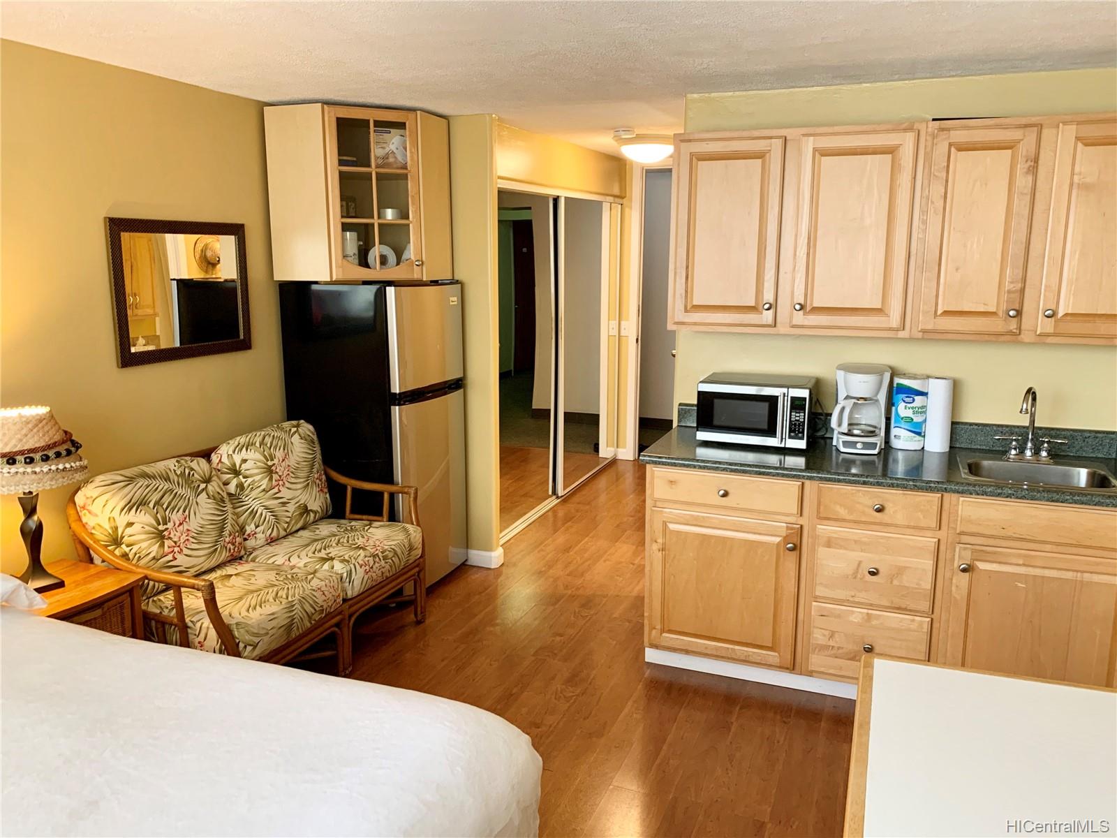 Tradewinds Plaza 2572 Lemon Road Unit 905 Honolulu HI 96815 listed 08