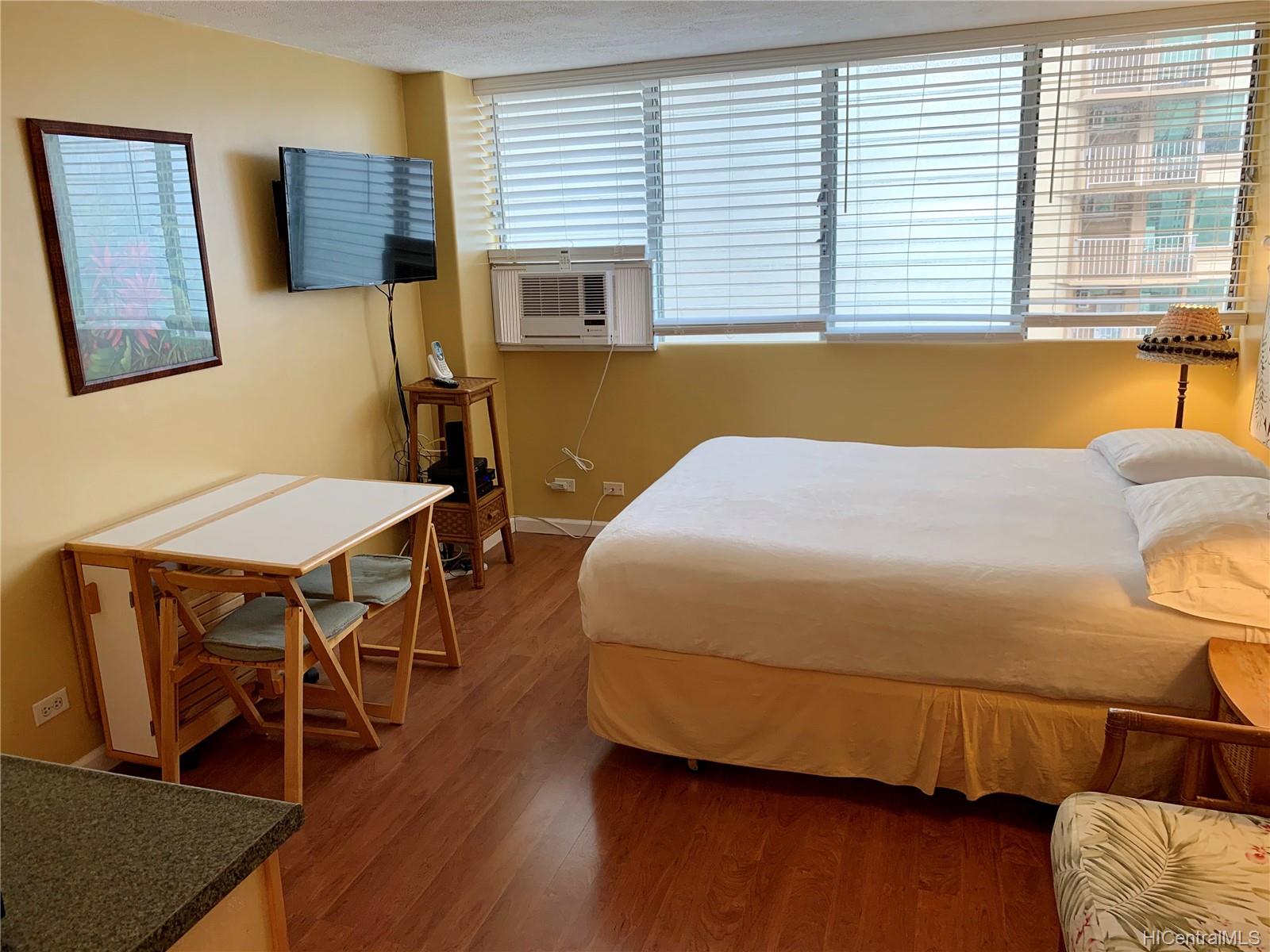 Tradewinds Plaza 2572 Lemon Road Unit 905 Honolulu HI 96815 listed 08