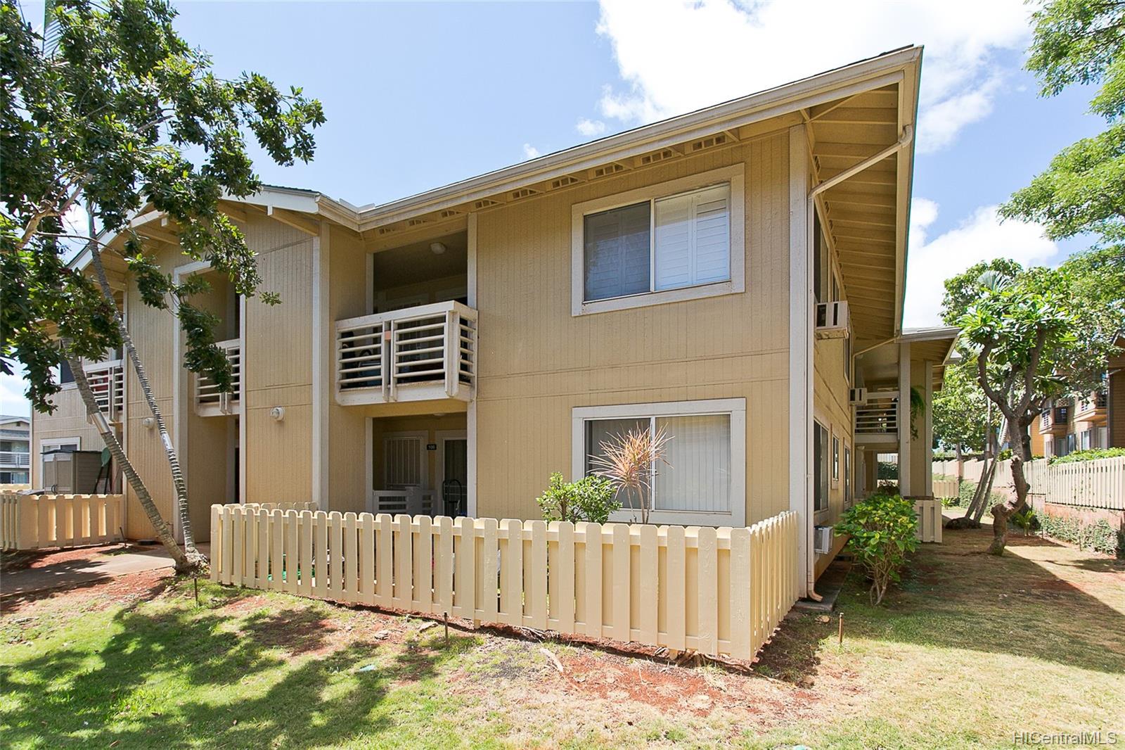 Kulana Knolls 1 94506 Kupuohi Street Unit 7106 Waipahu HI 96797 sold