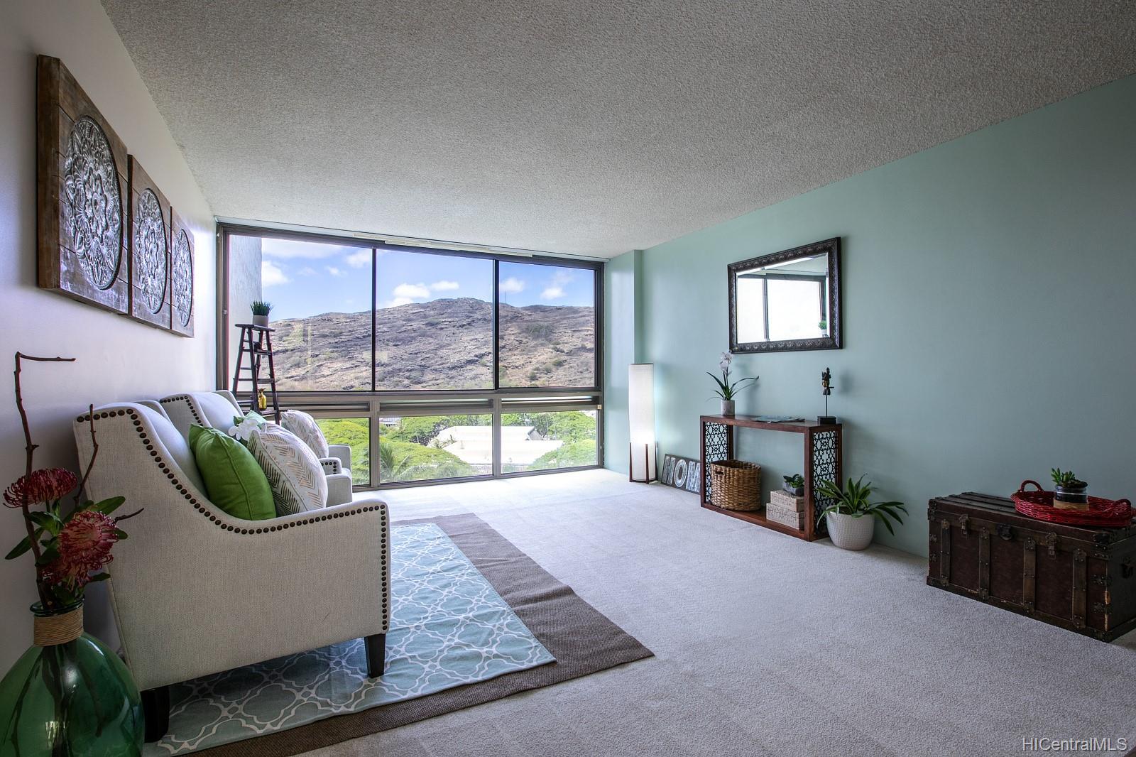 Mauna Luan 521 Hahaione Street Unit 2/9G Honolulu HI 96825 sold on 11