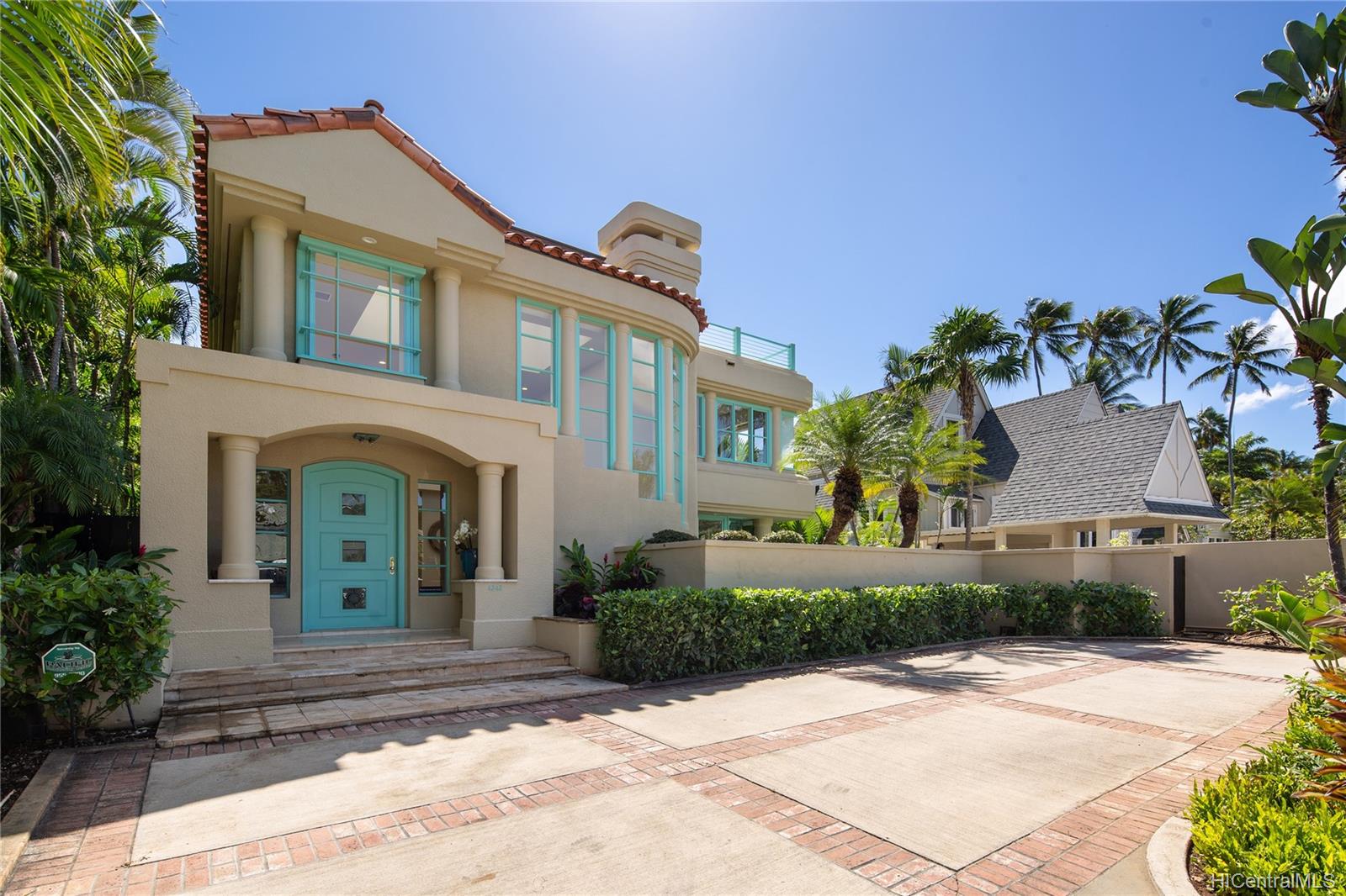 Kahala Avenue Homes for Sale