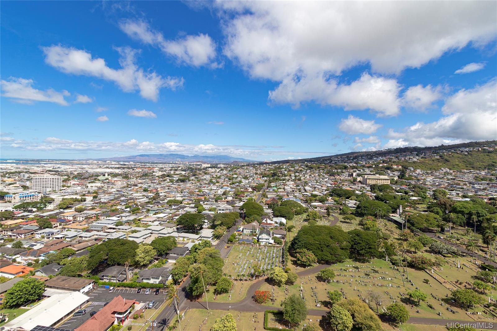 Craigside 2101 Nuuanu Avenue Unit I2505 Honolulu HI 96817 sold on 0224