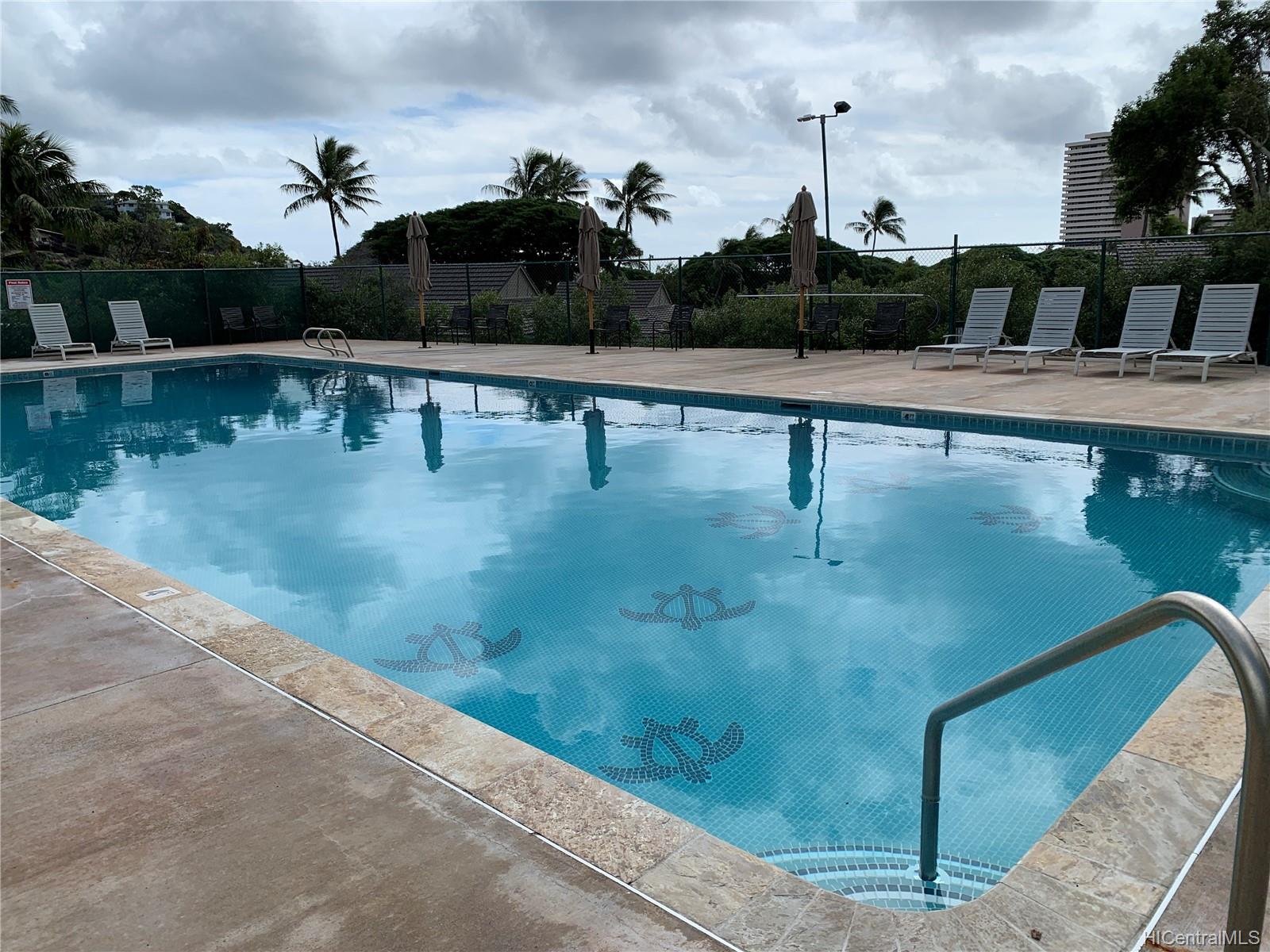 Waialae Gardens 4946 Kilauea Avenue Unit 2 Honolulu HI 96816 sold on 04