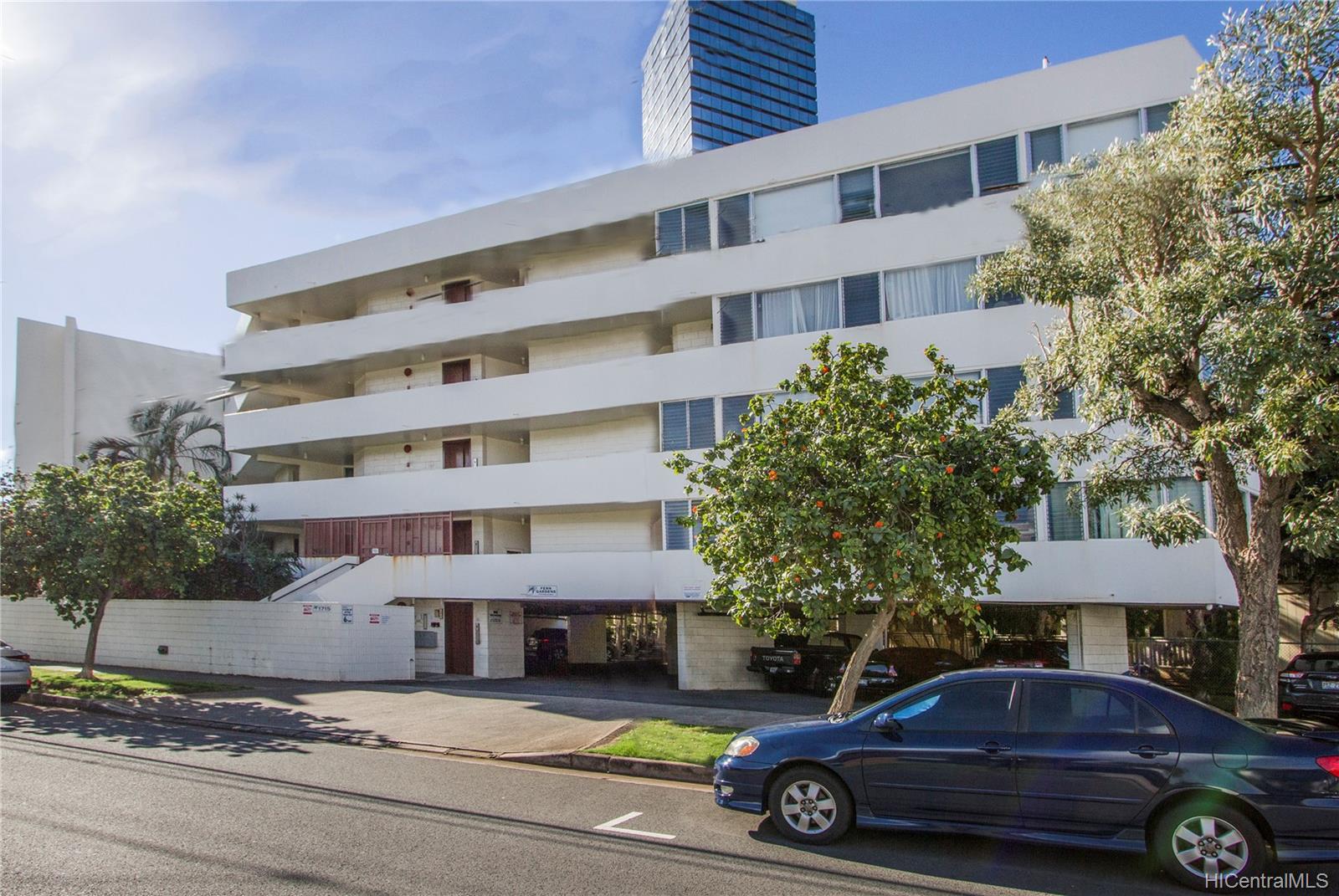 Fern Gardens 1715 Fern Street Unit 204 Honolulu HI 96826 listed 01282021
