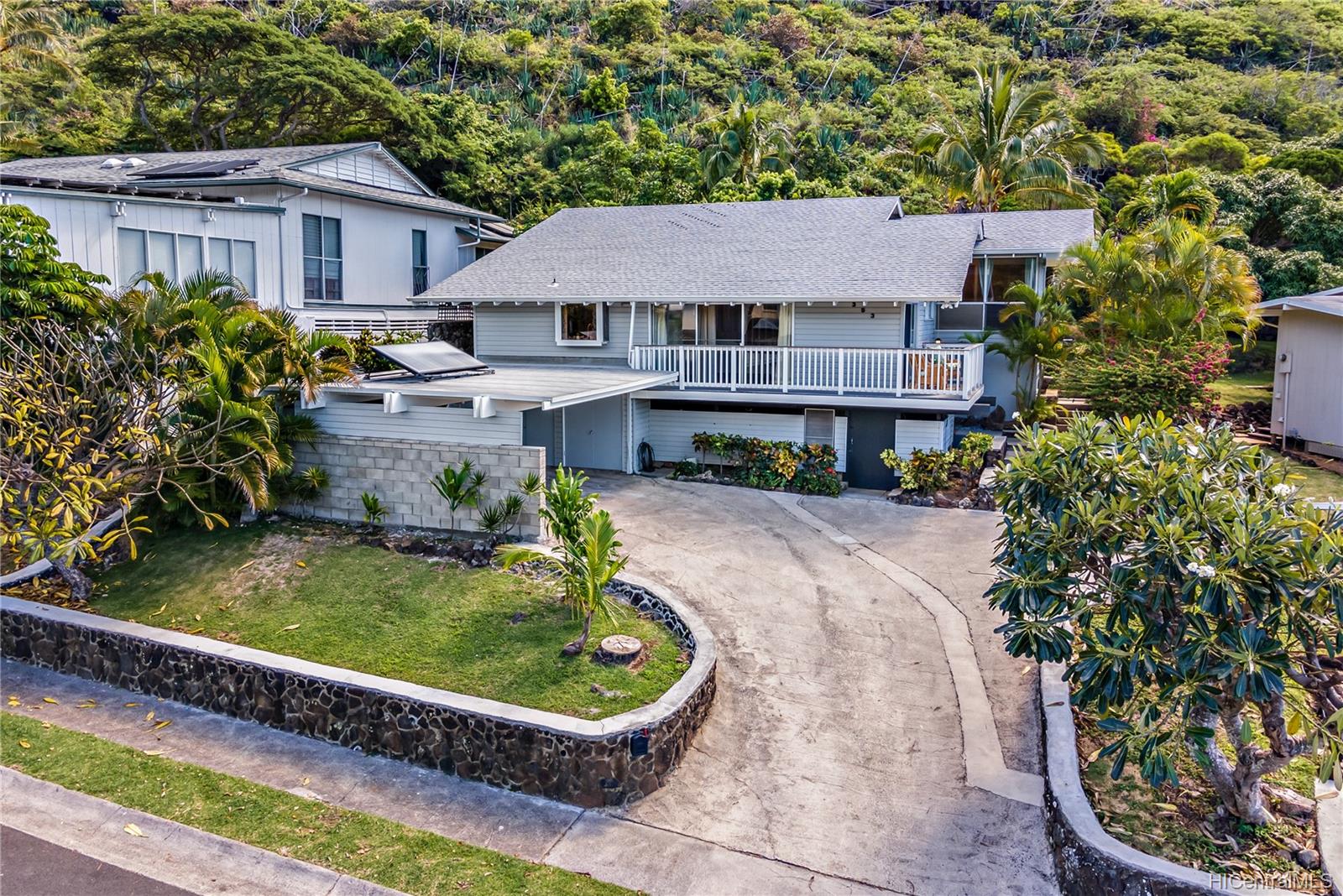 Niu Valley Homes for Sale